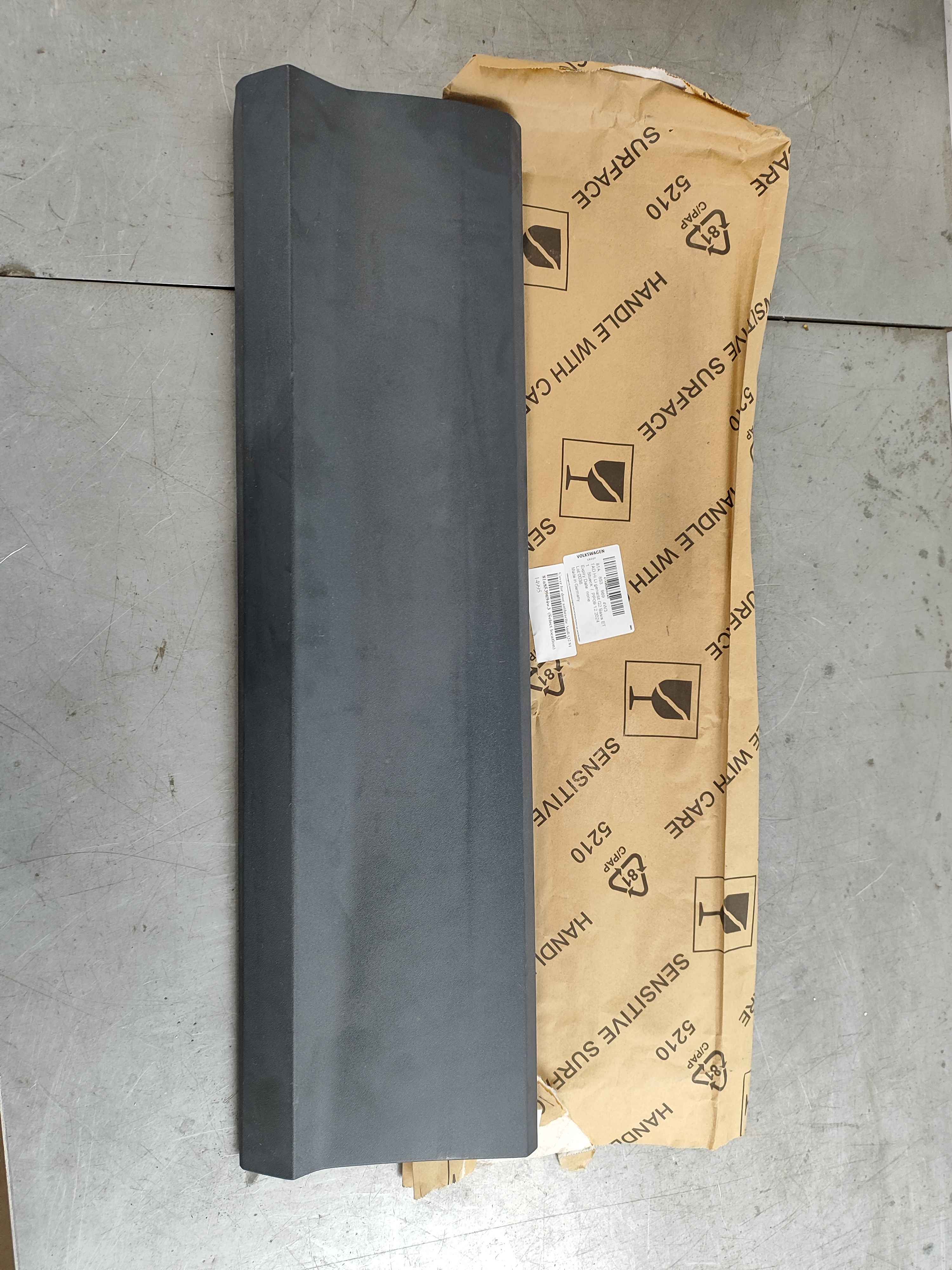 Cover for door anthracite Audi Q2 81