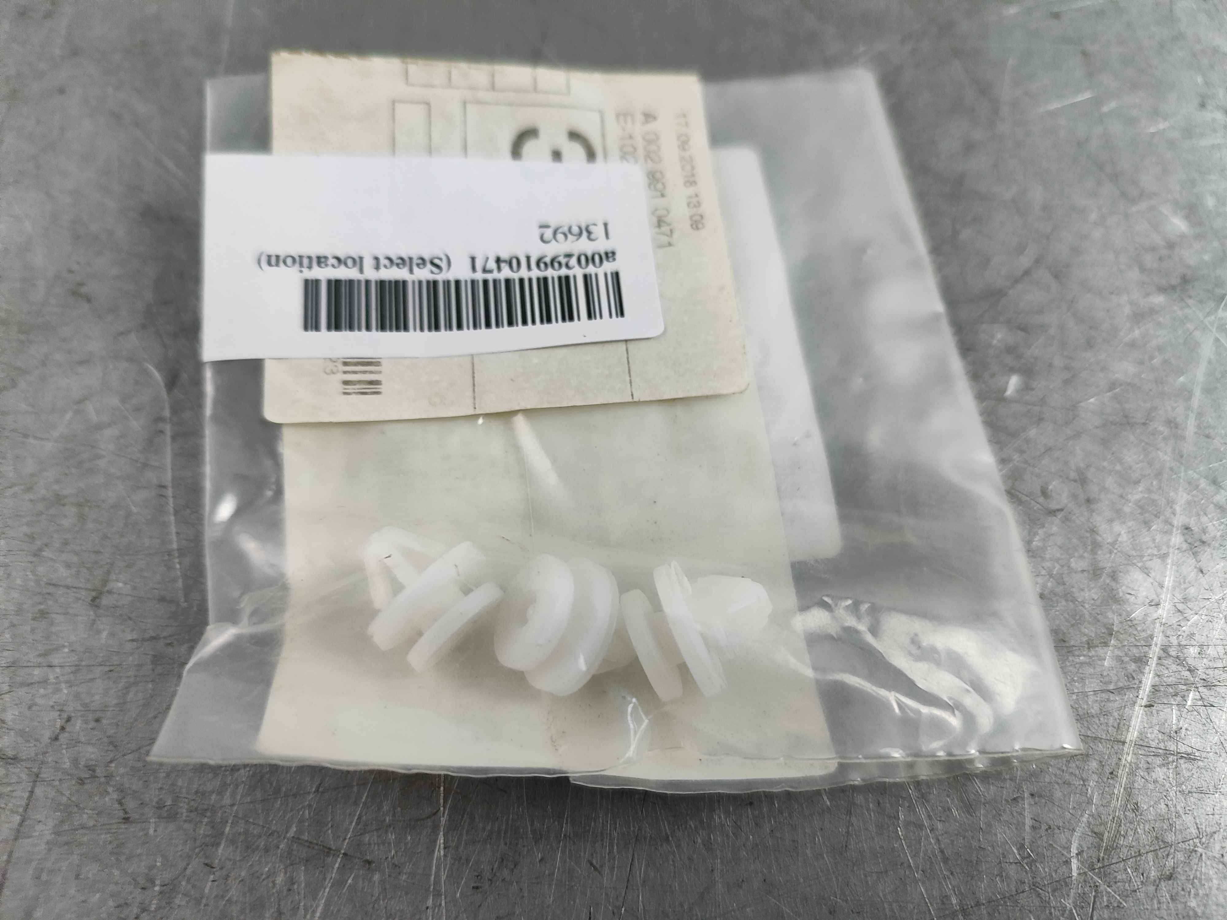 Mercedes-Benz a0029910471