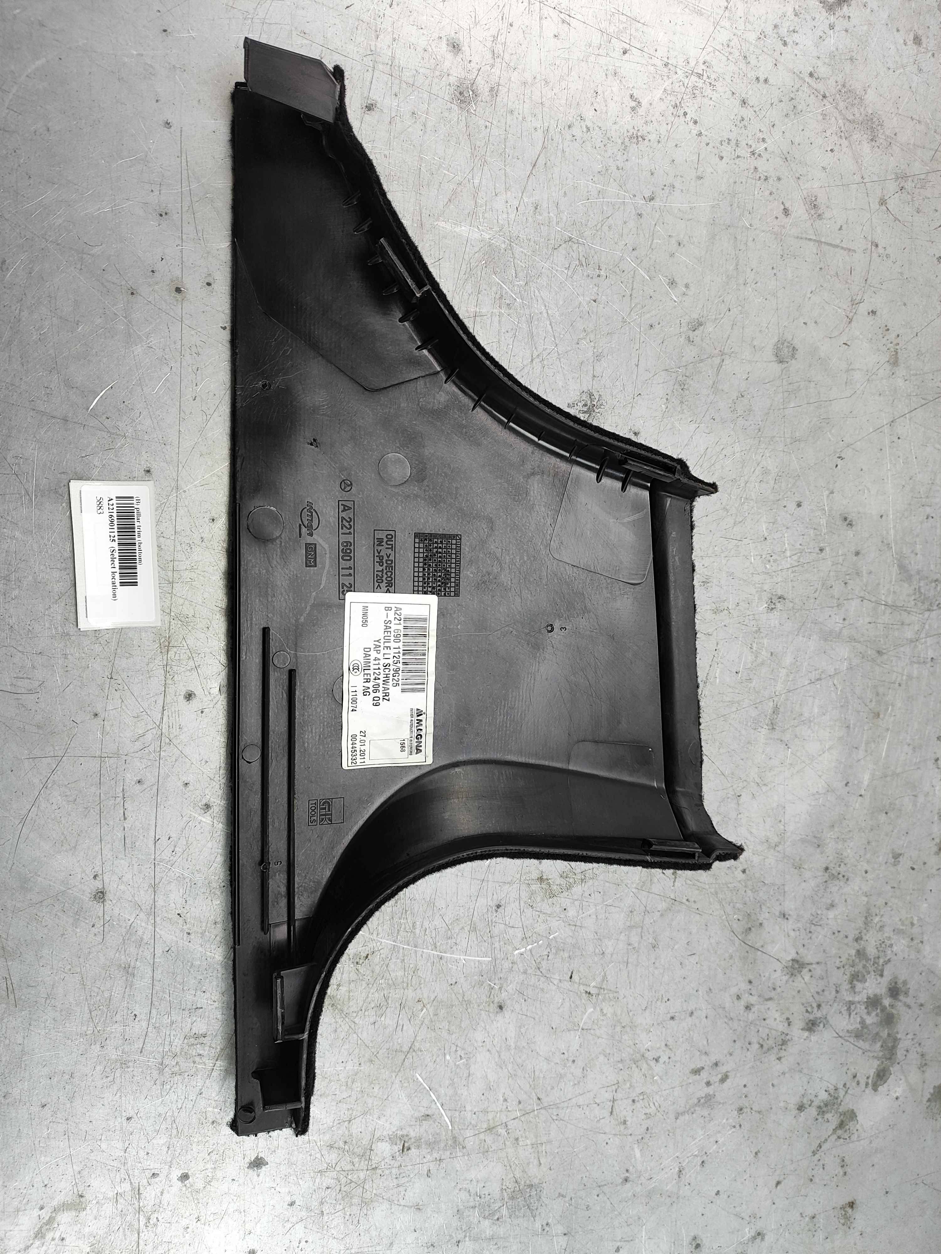 (B) pillar trim (bottom)