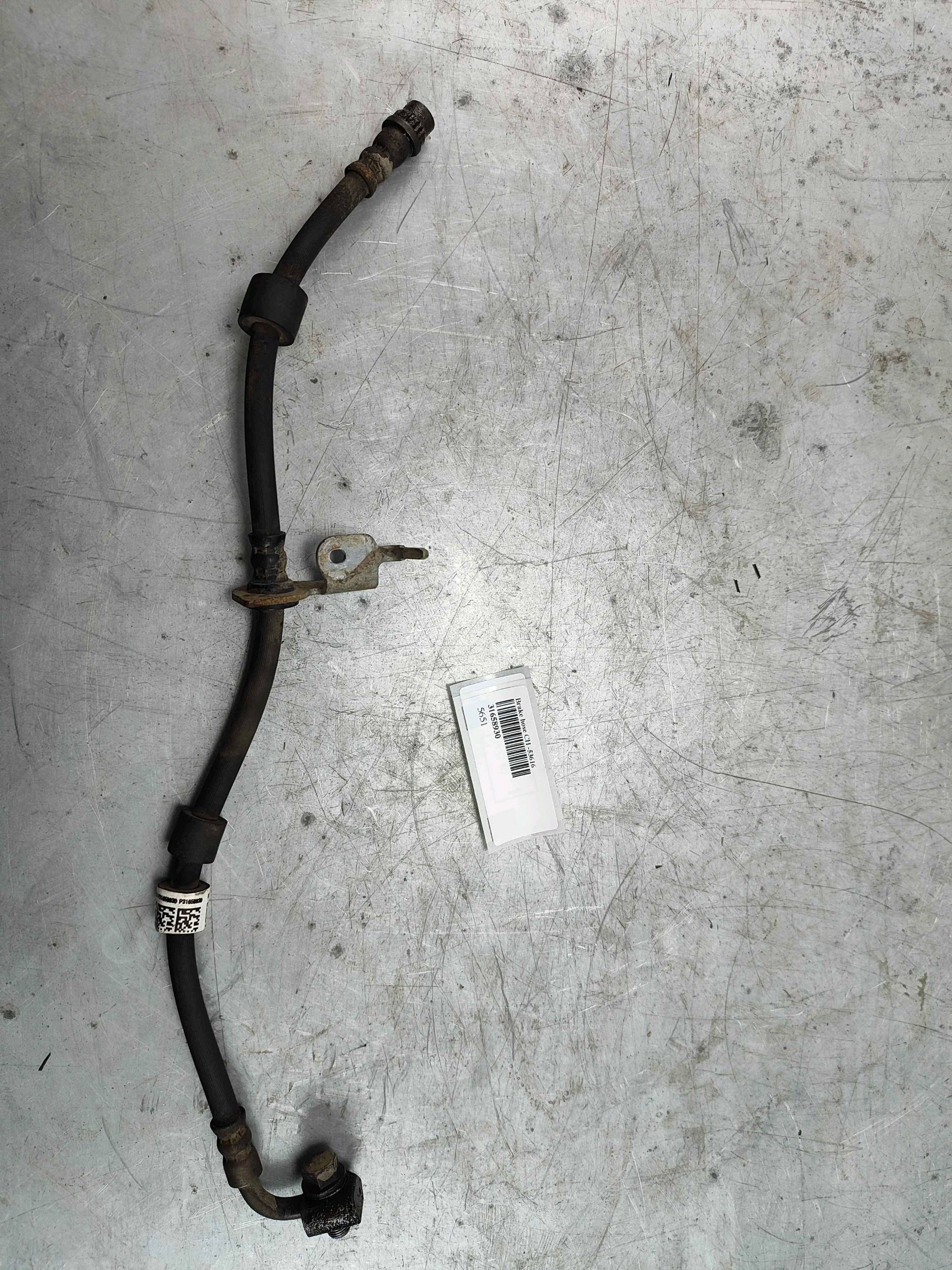 Brake hose CH -53616 left front Variant code: RB02.