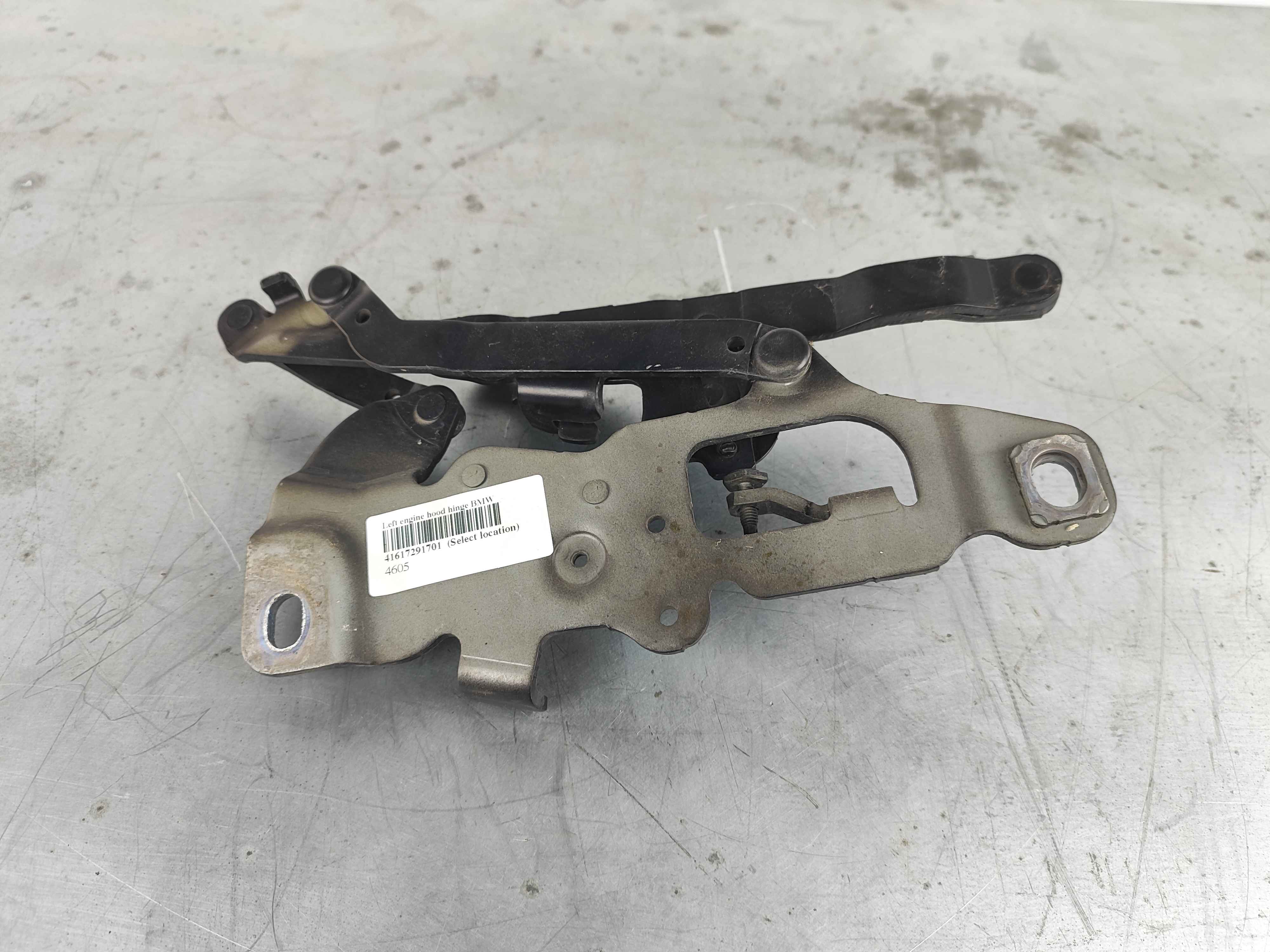 Left engine hood hinge BMW