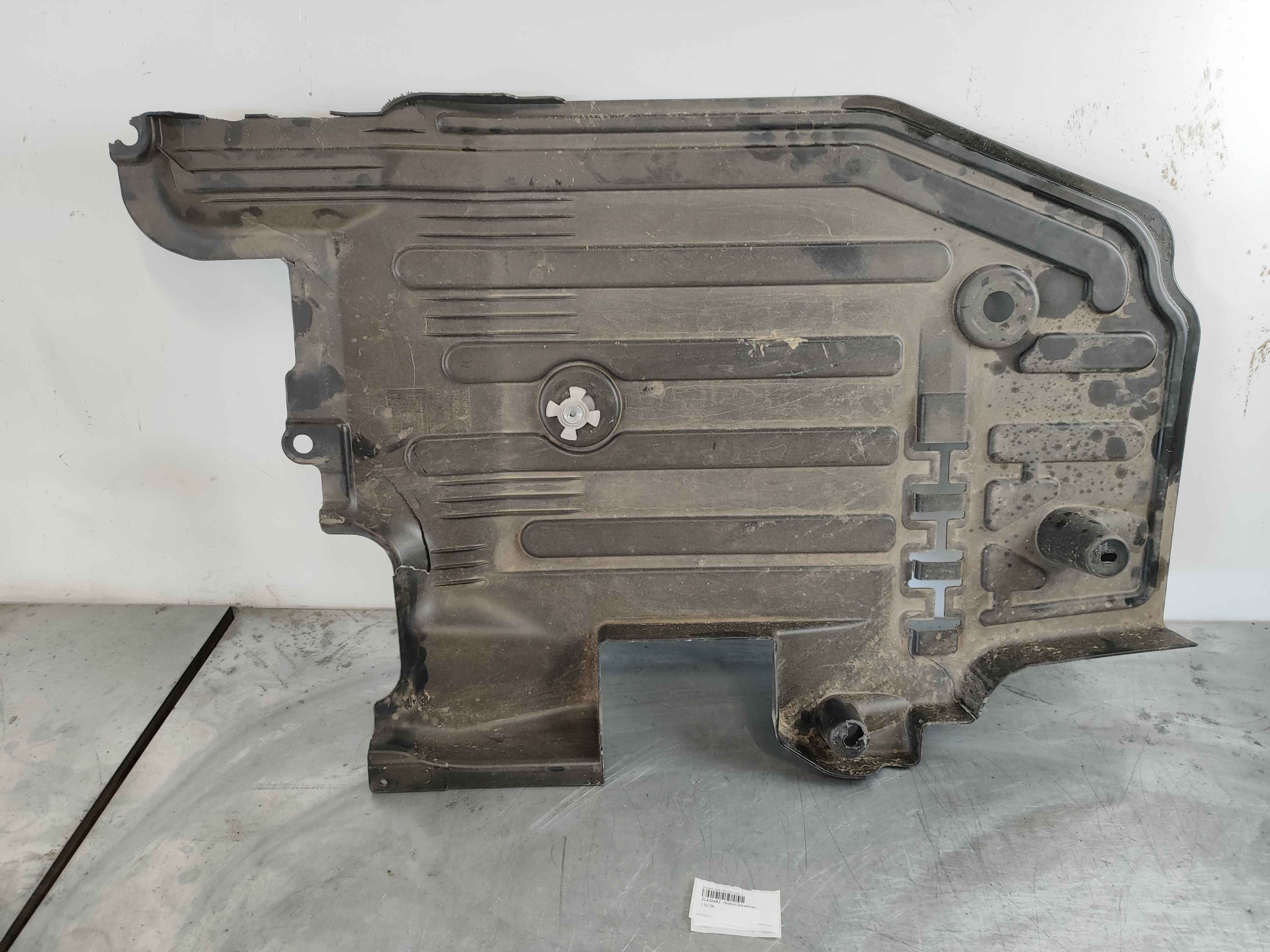 Panel, left (XC60 (18-))