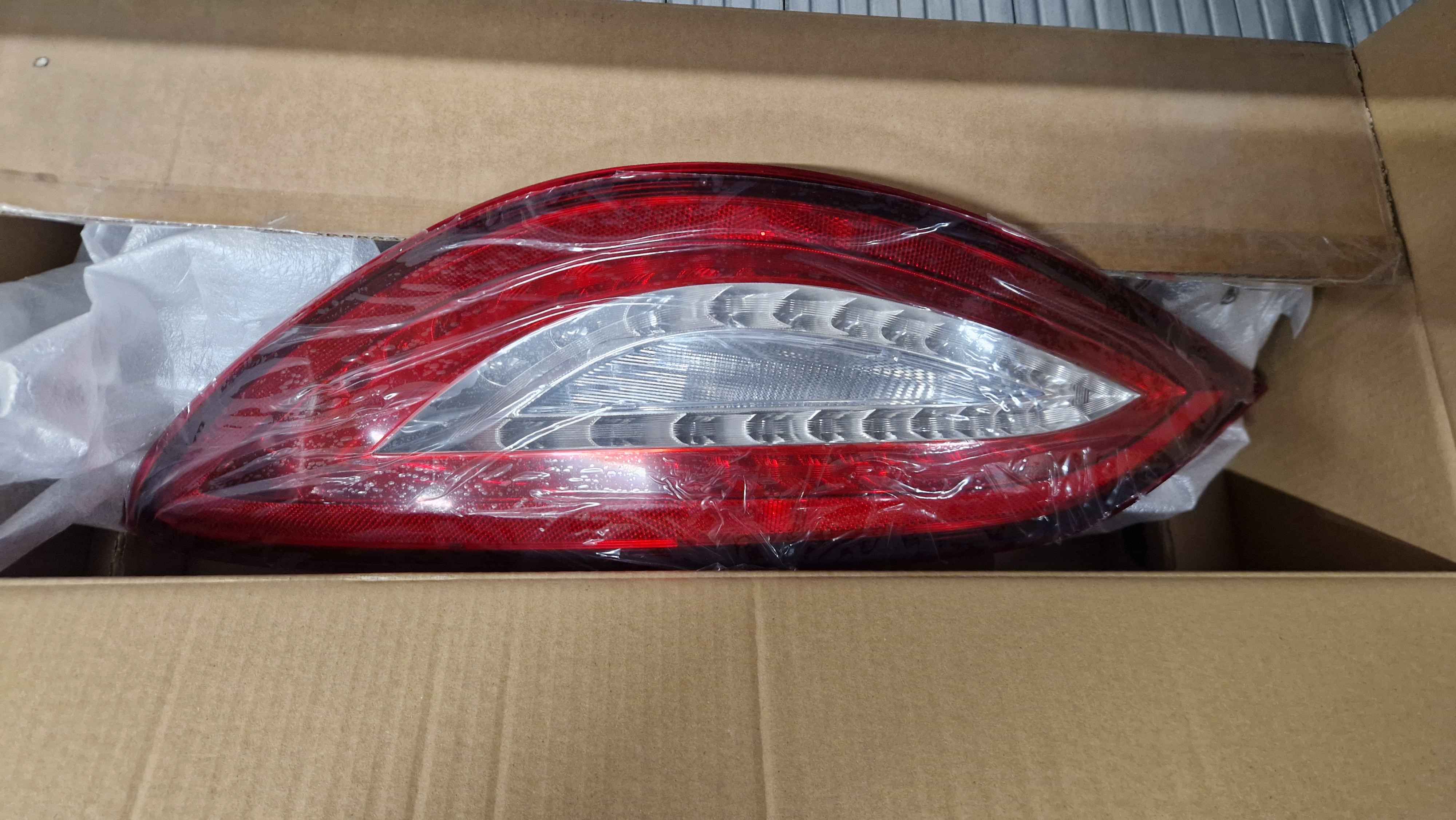 Rear Lamp Combination | Right