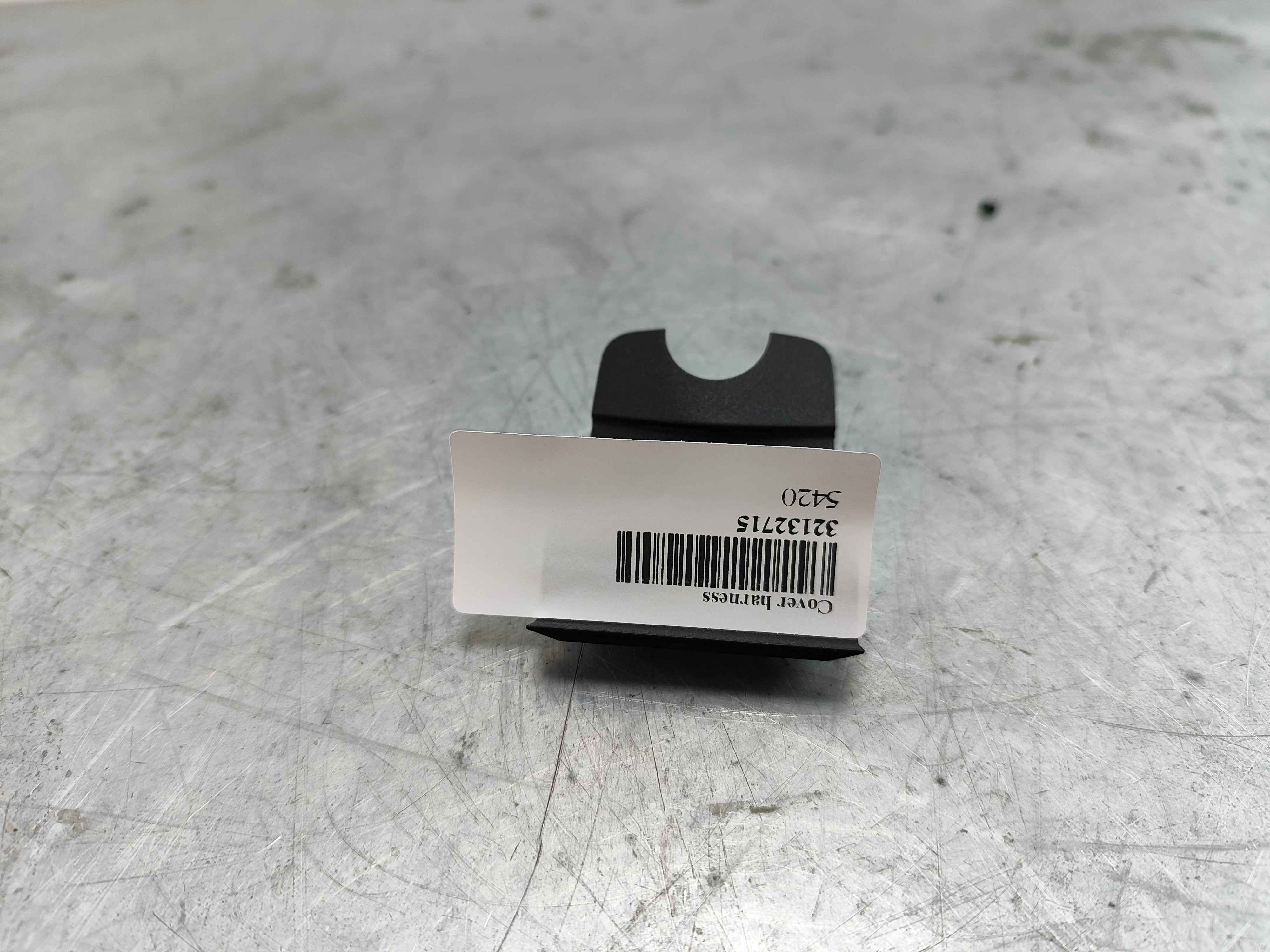 Cover harness