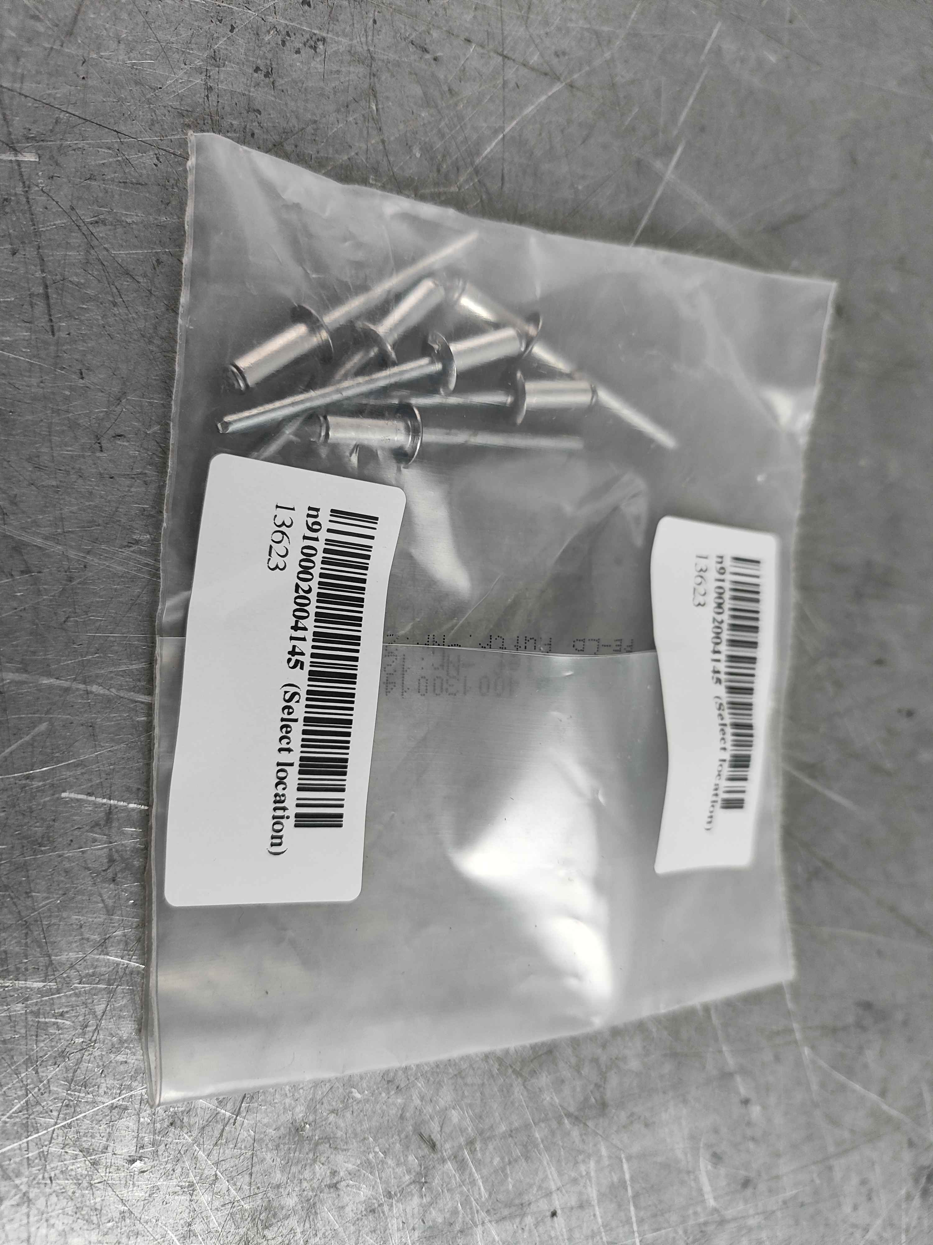 Mercedes-Benz n910002004145