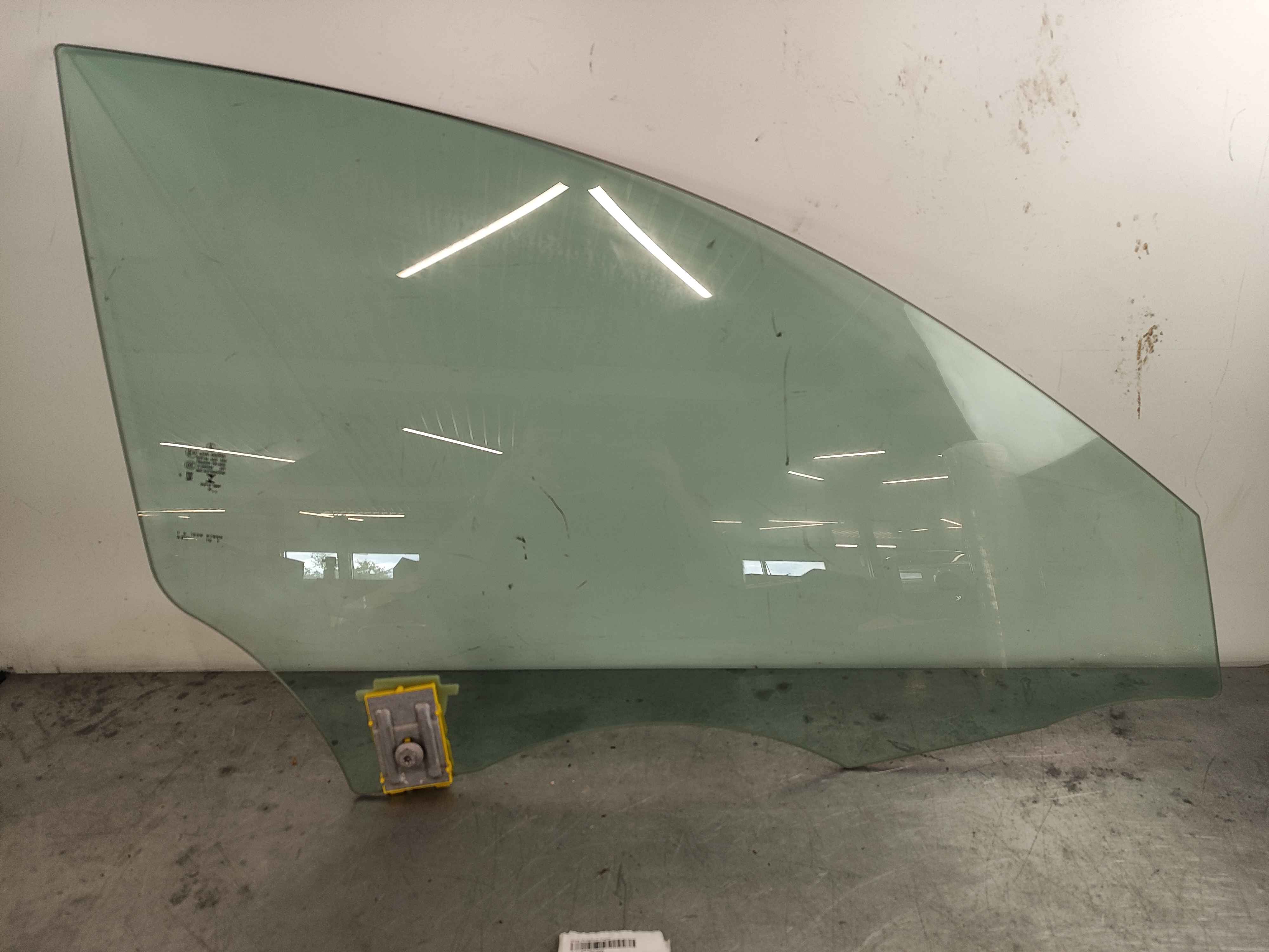 Side Window Pane