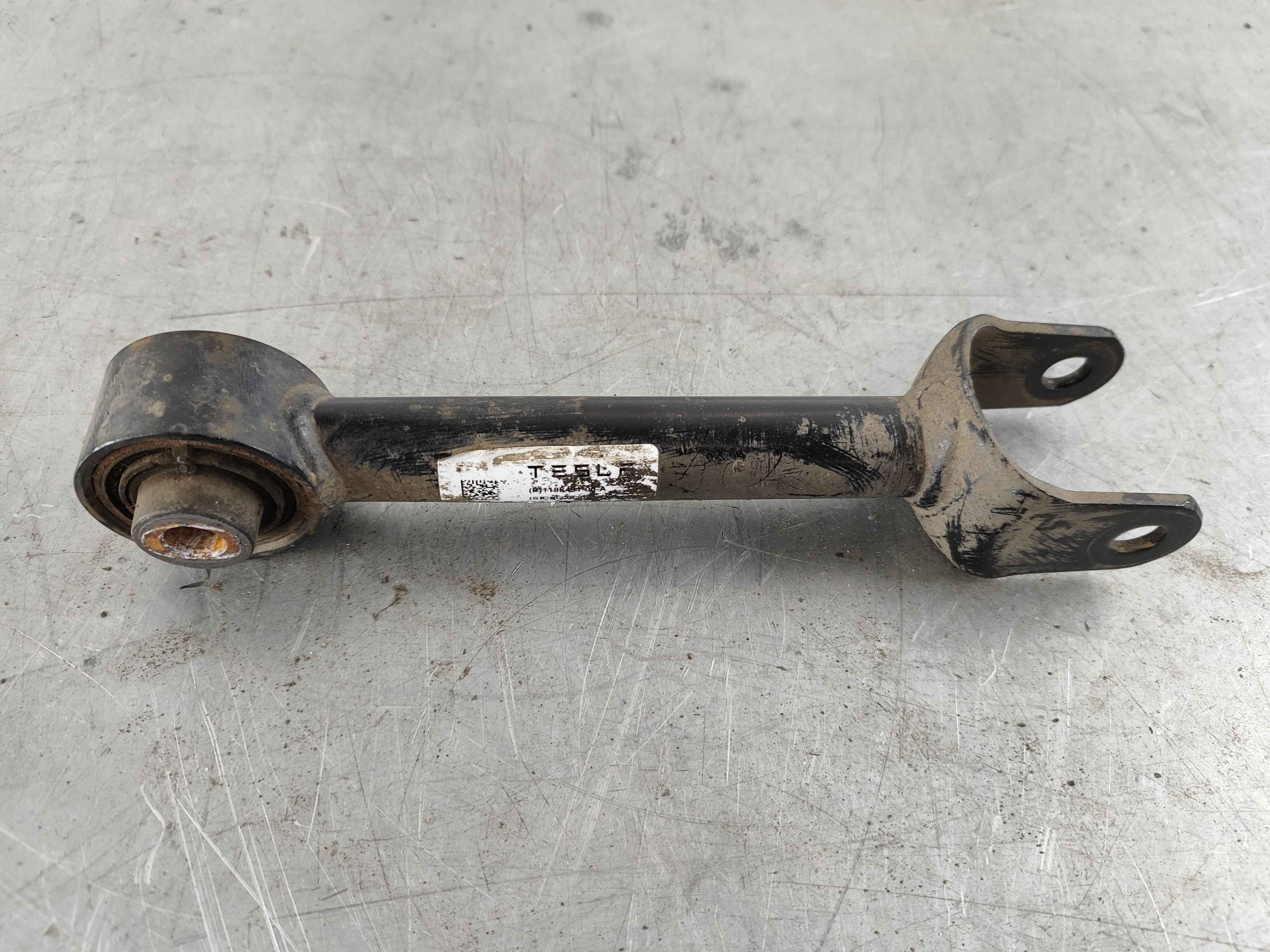 Tesla 118843100a