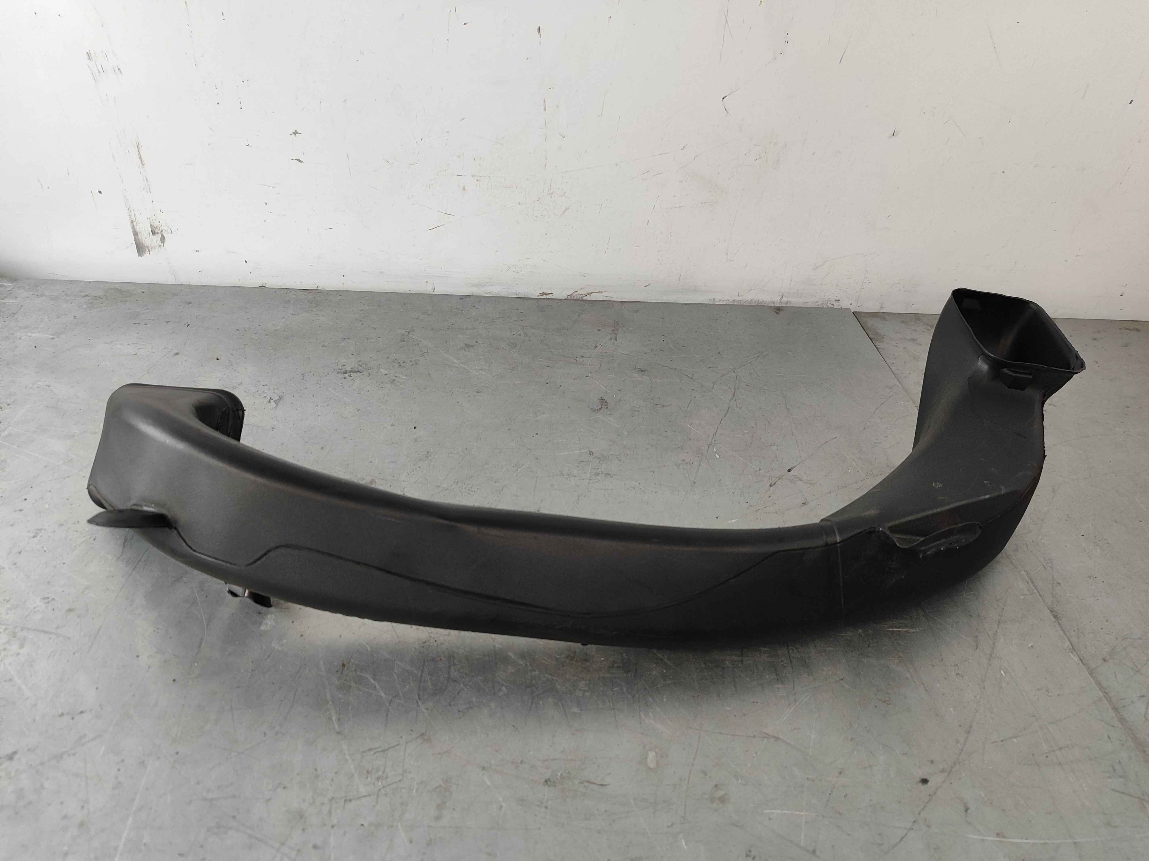 Air duct, drivers side (XC60 (18-))