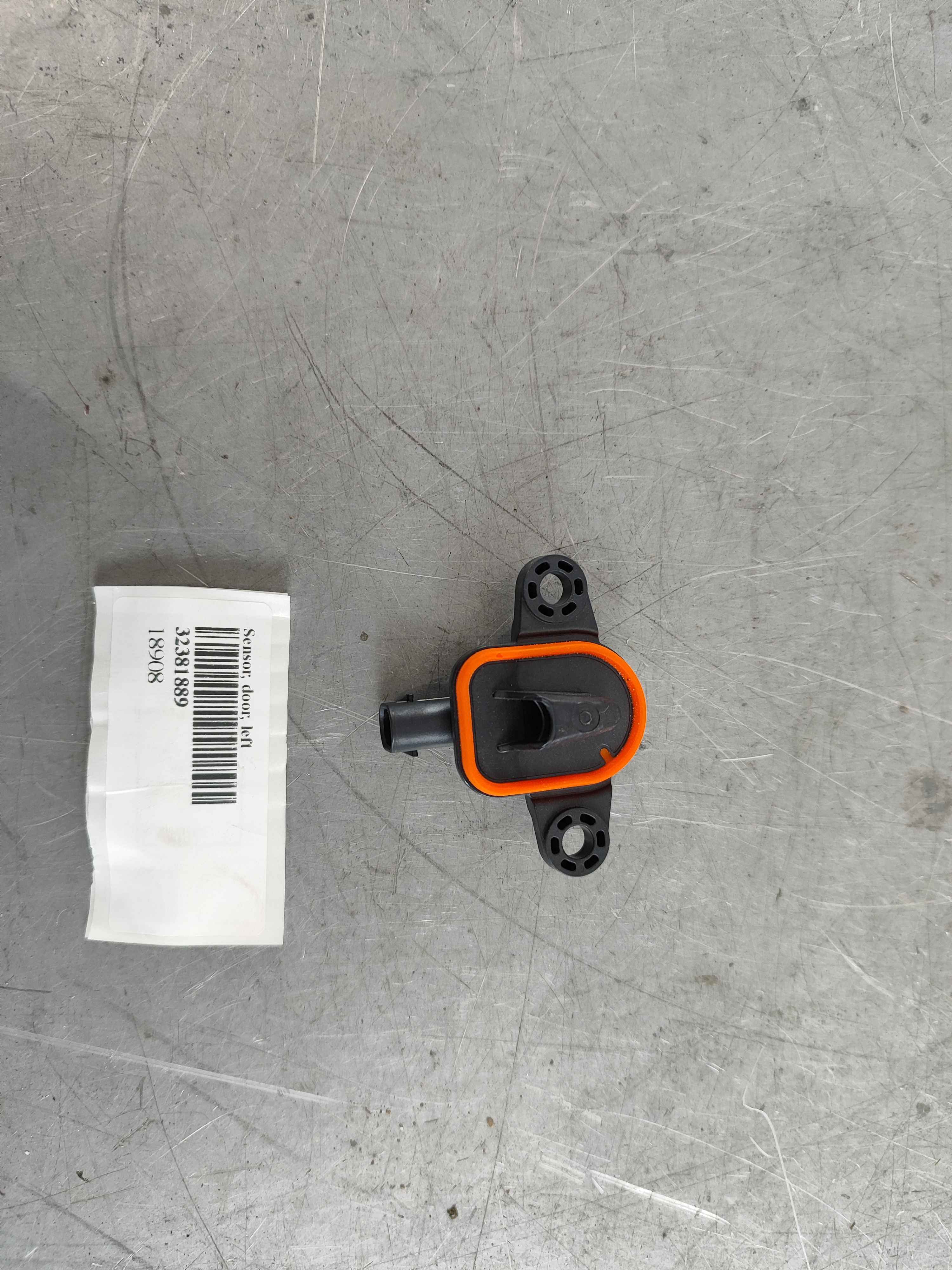 Sensor, door, left