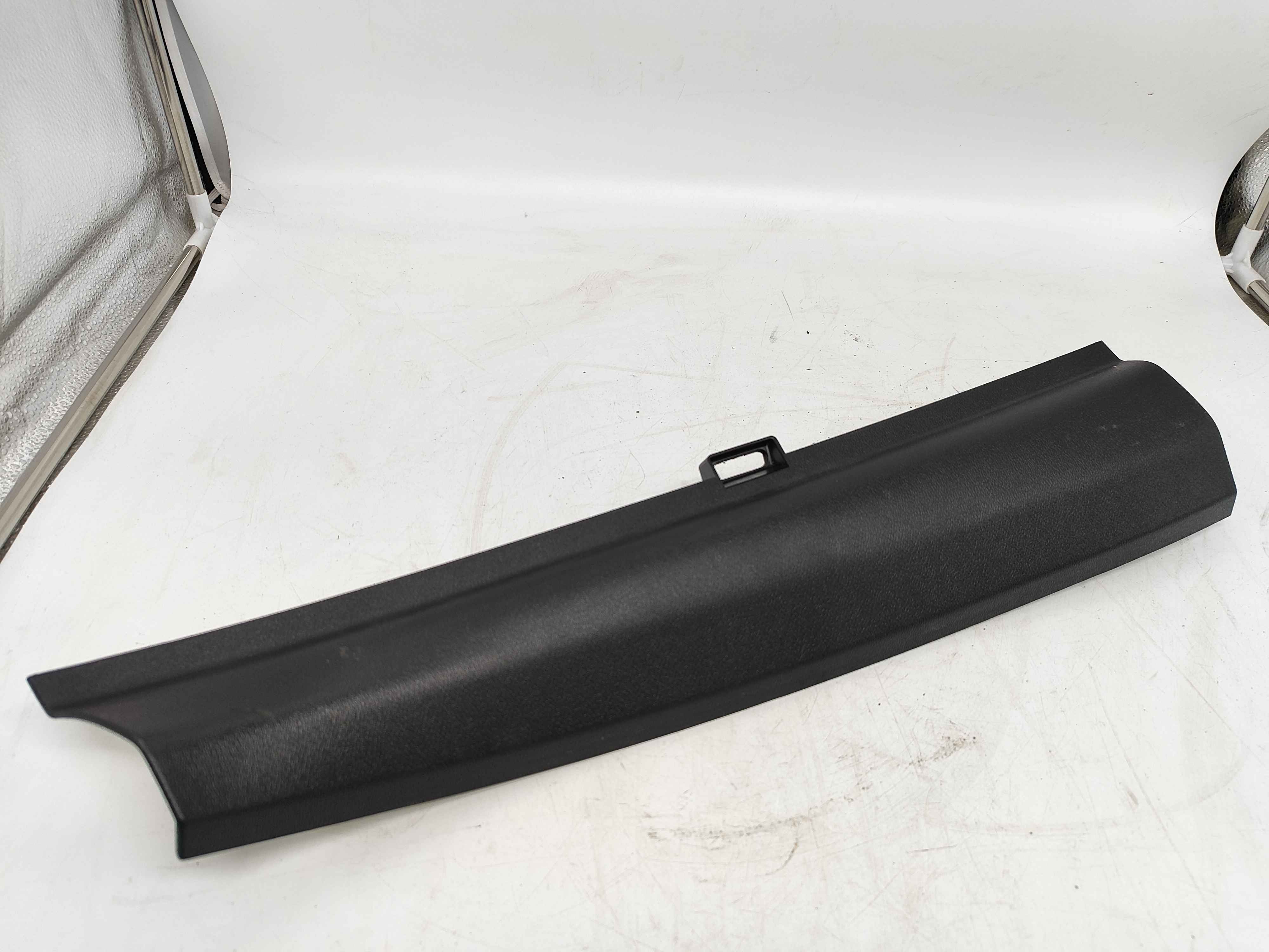 Panel, right, lower, C pillar, charcoal (XC60 (18-))