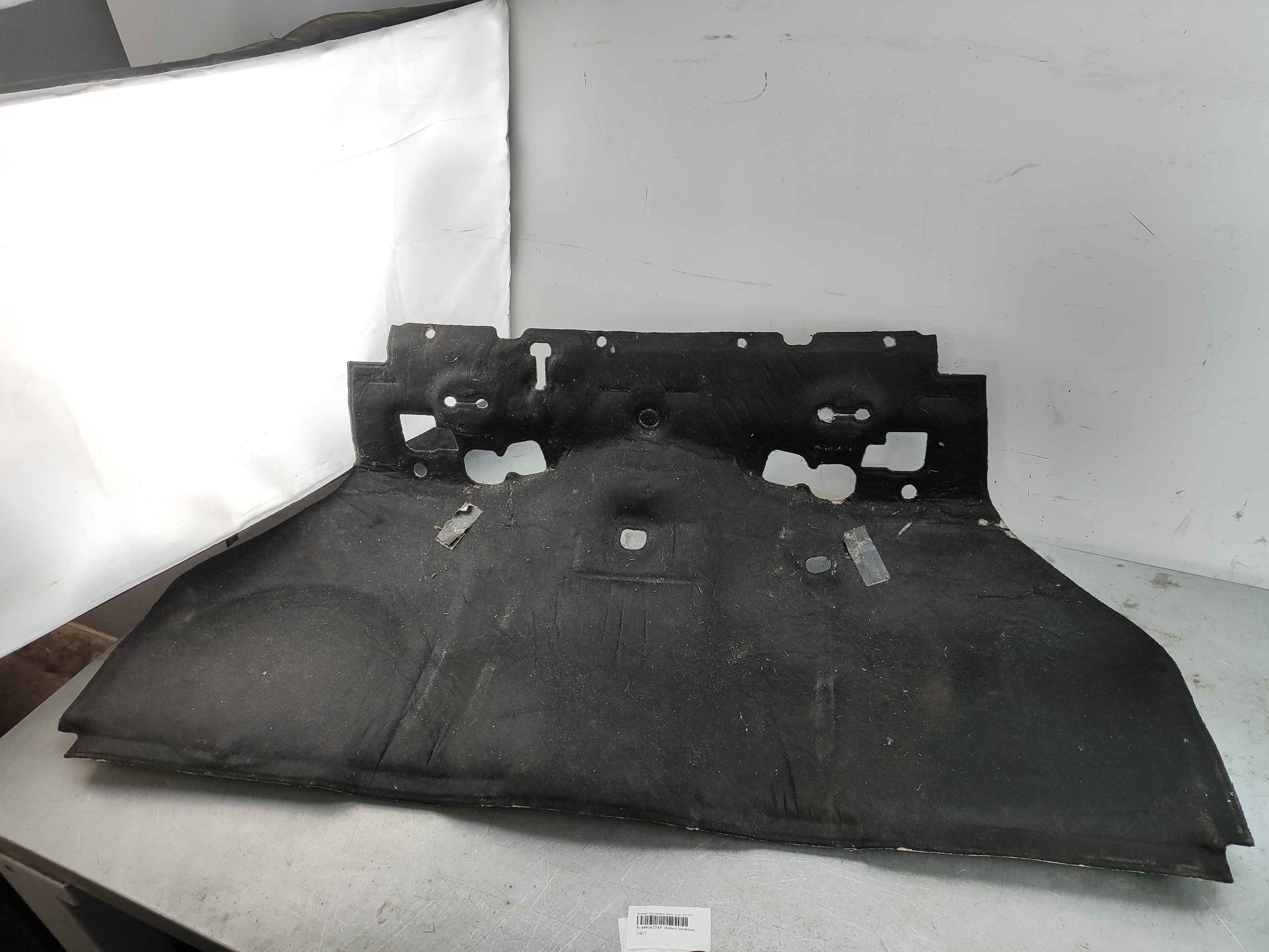 Sound insulation floor rear BMW