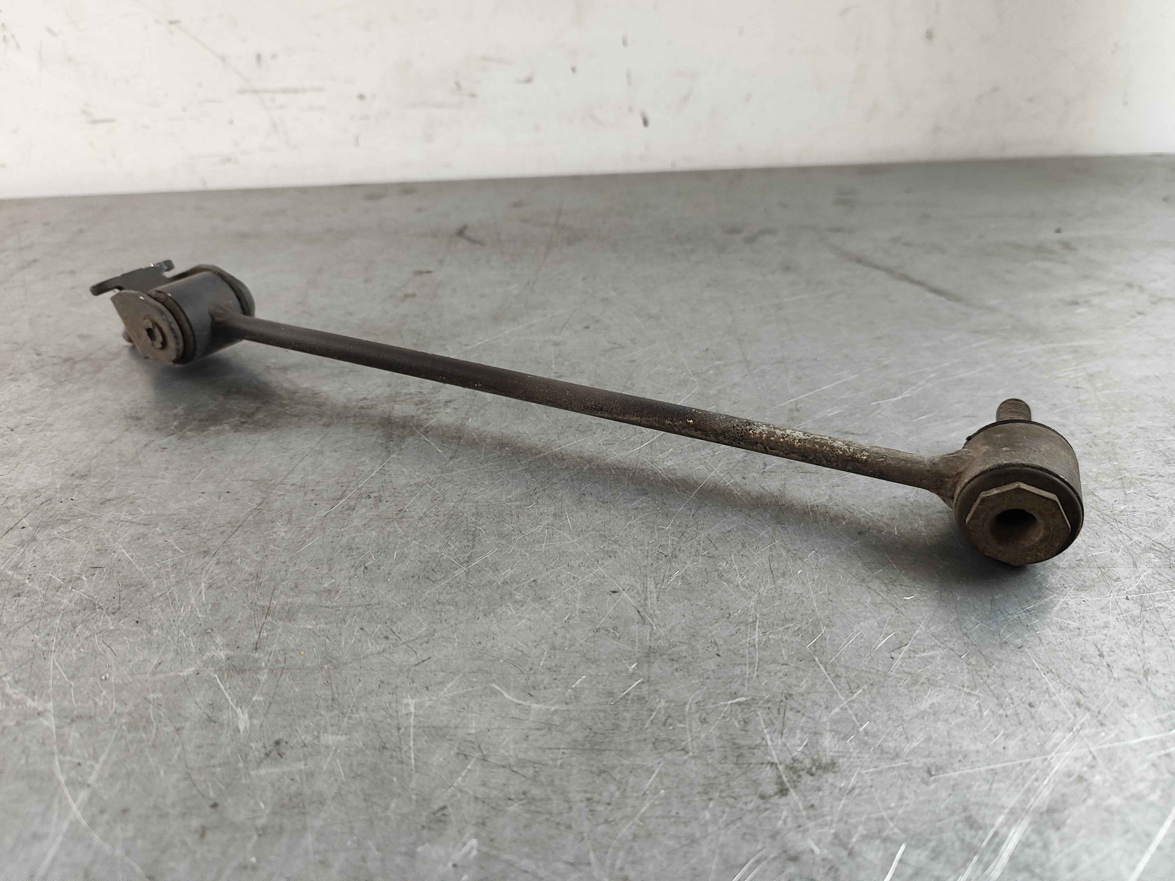 Torsion Bar Linkage | Rear Right