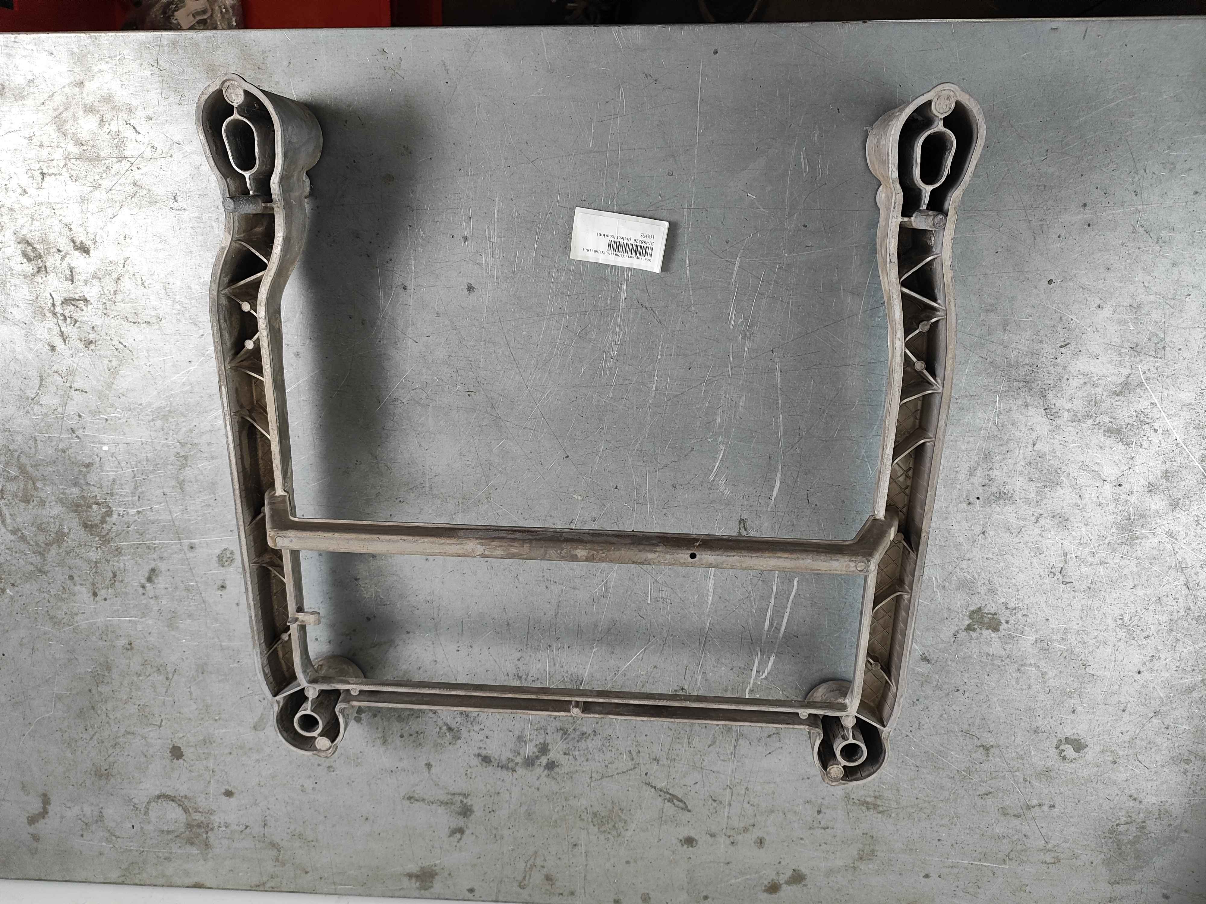Seat support (XC90 (16-)|XC60 (18-))