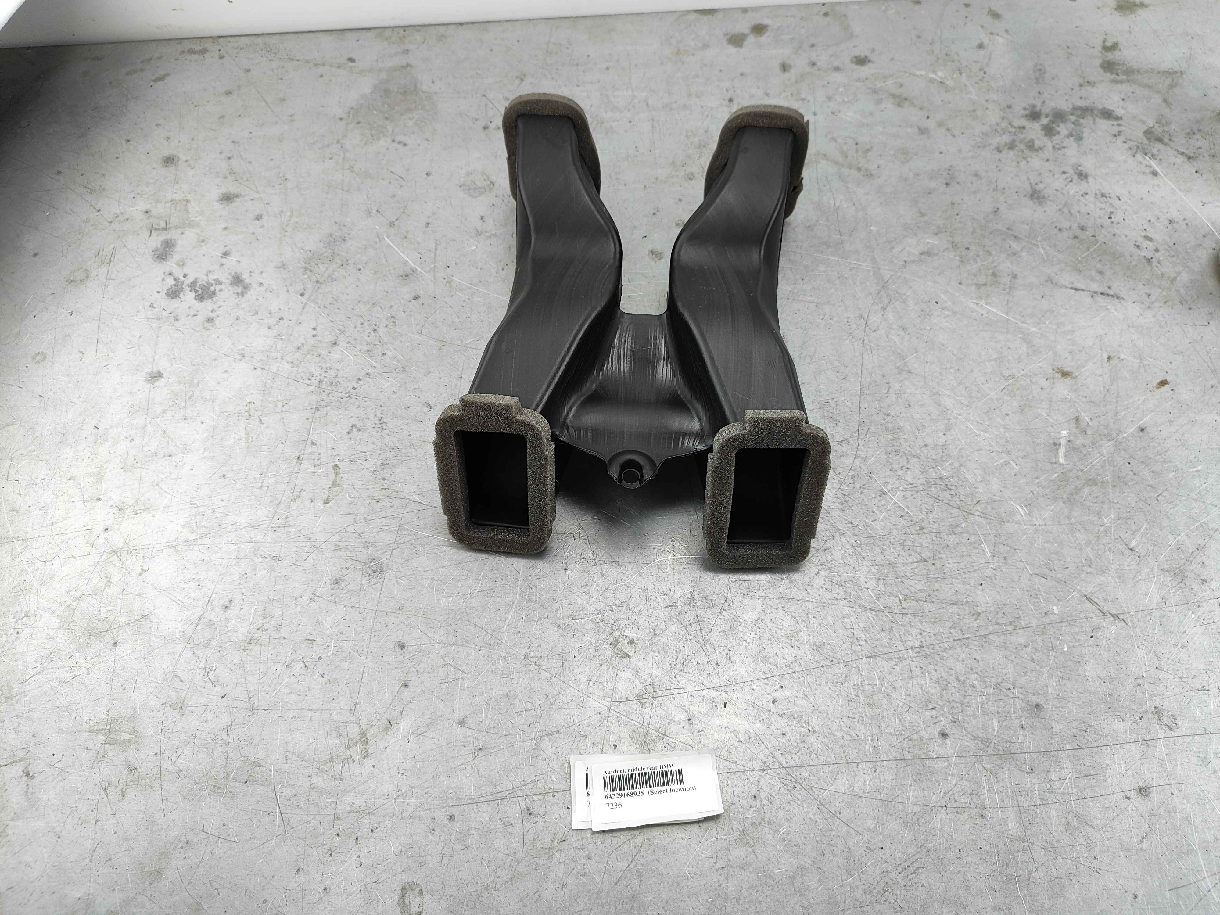 Air duct, middle rear BMW