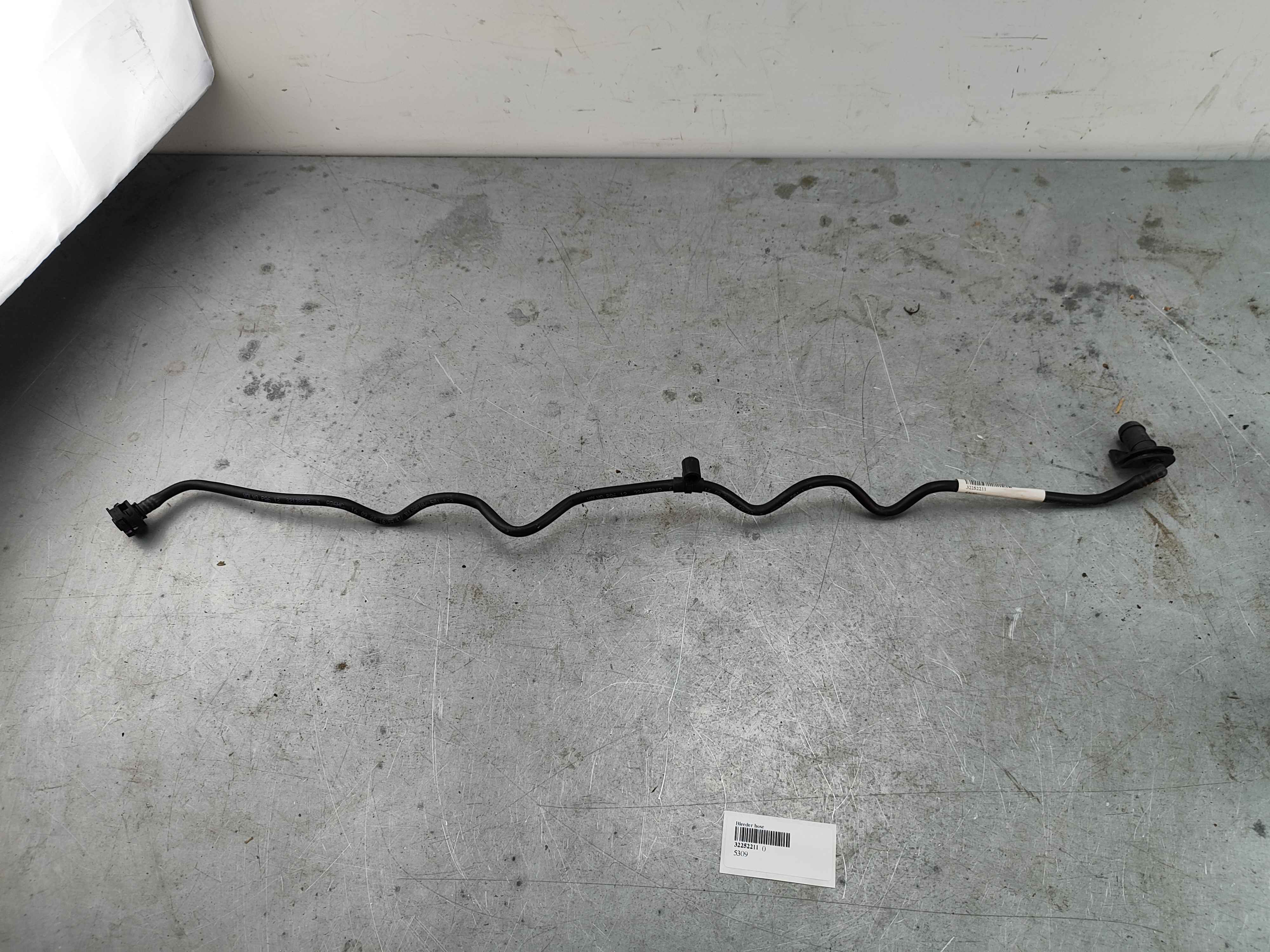 Bleeder hose