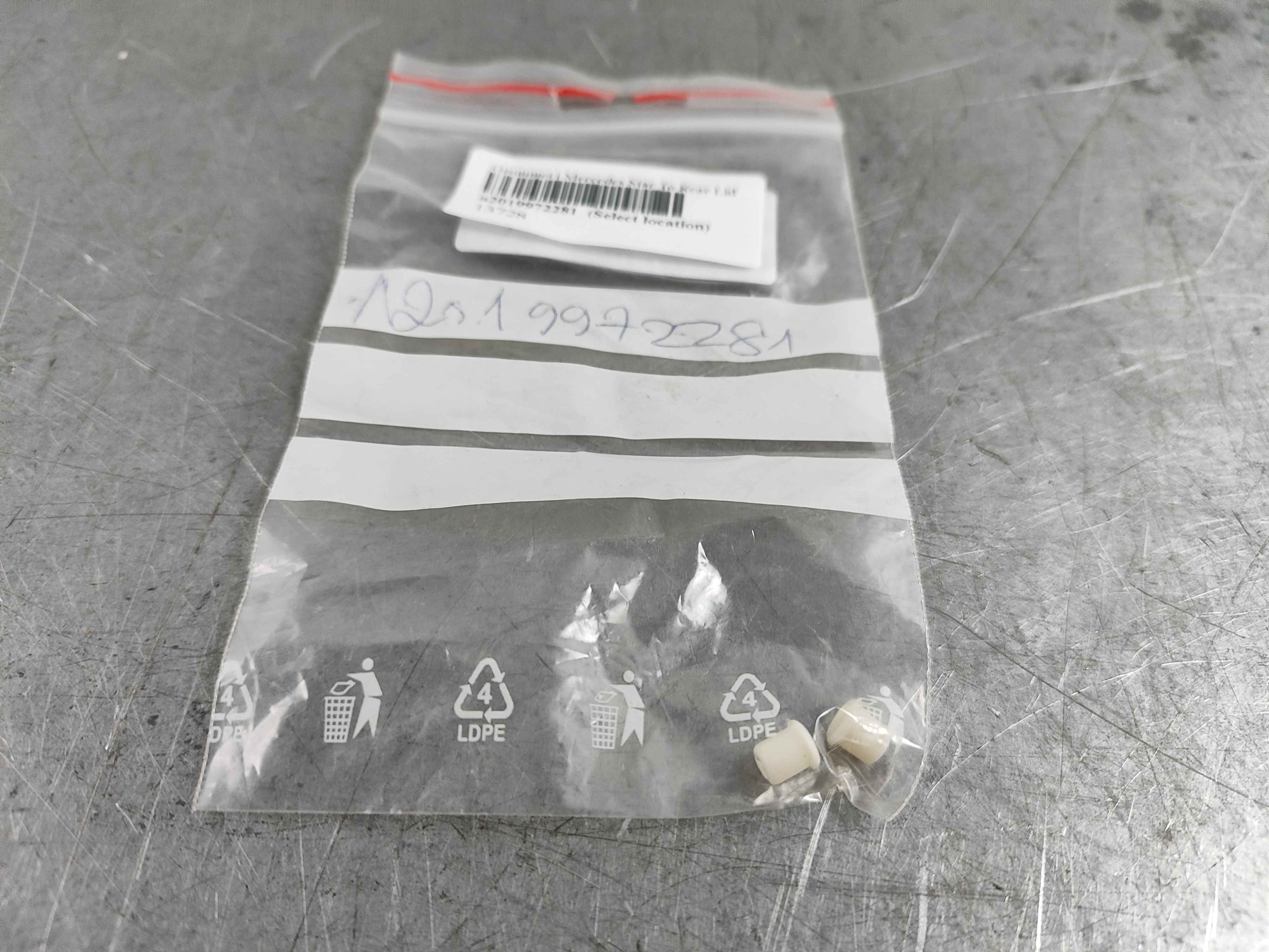 Grommet | Mercedes Star To Rear Lid