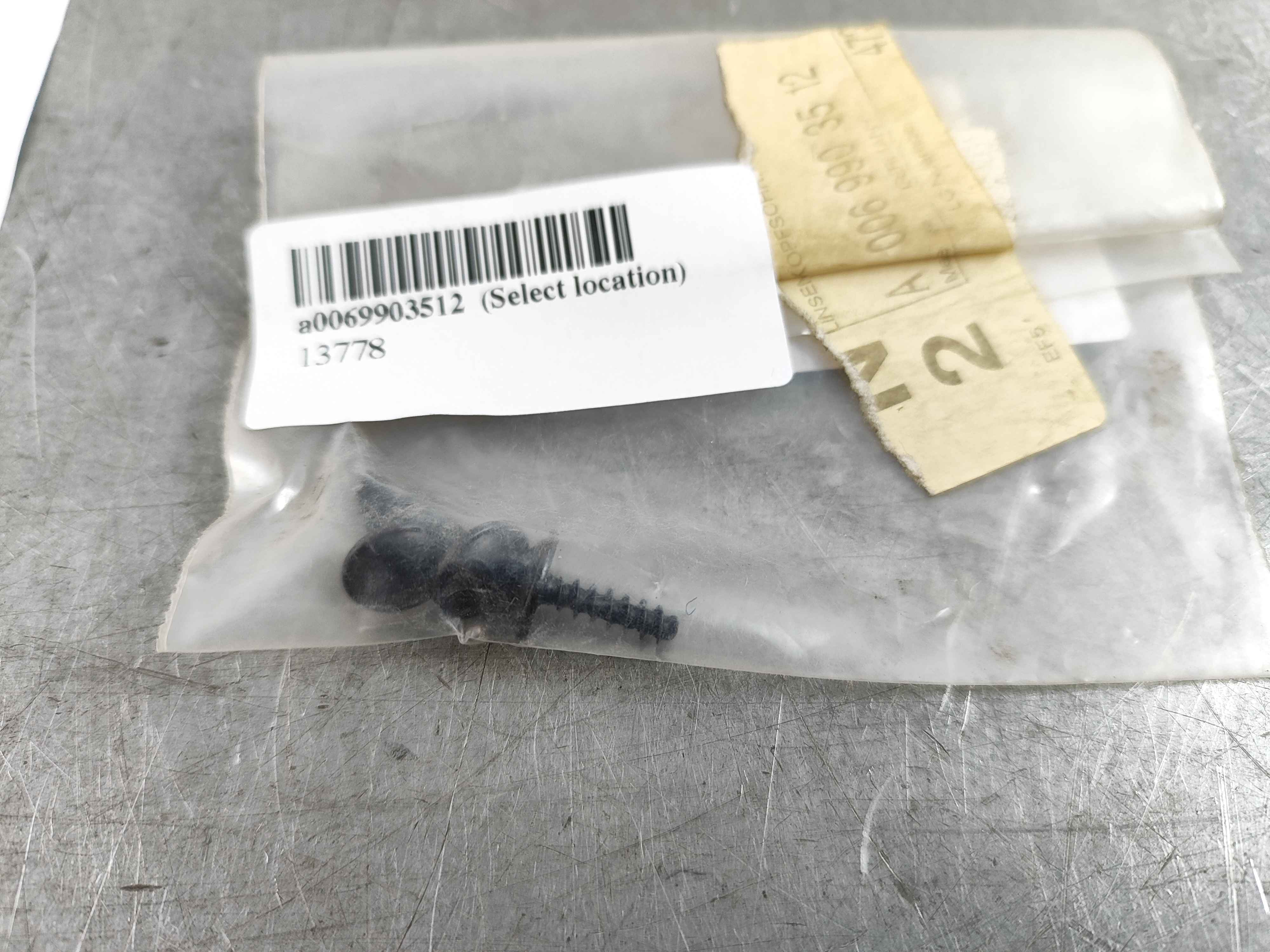 Mercedes-Benz a0069903512