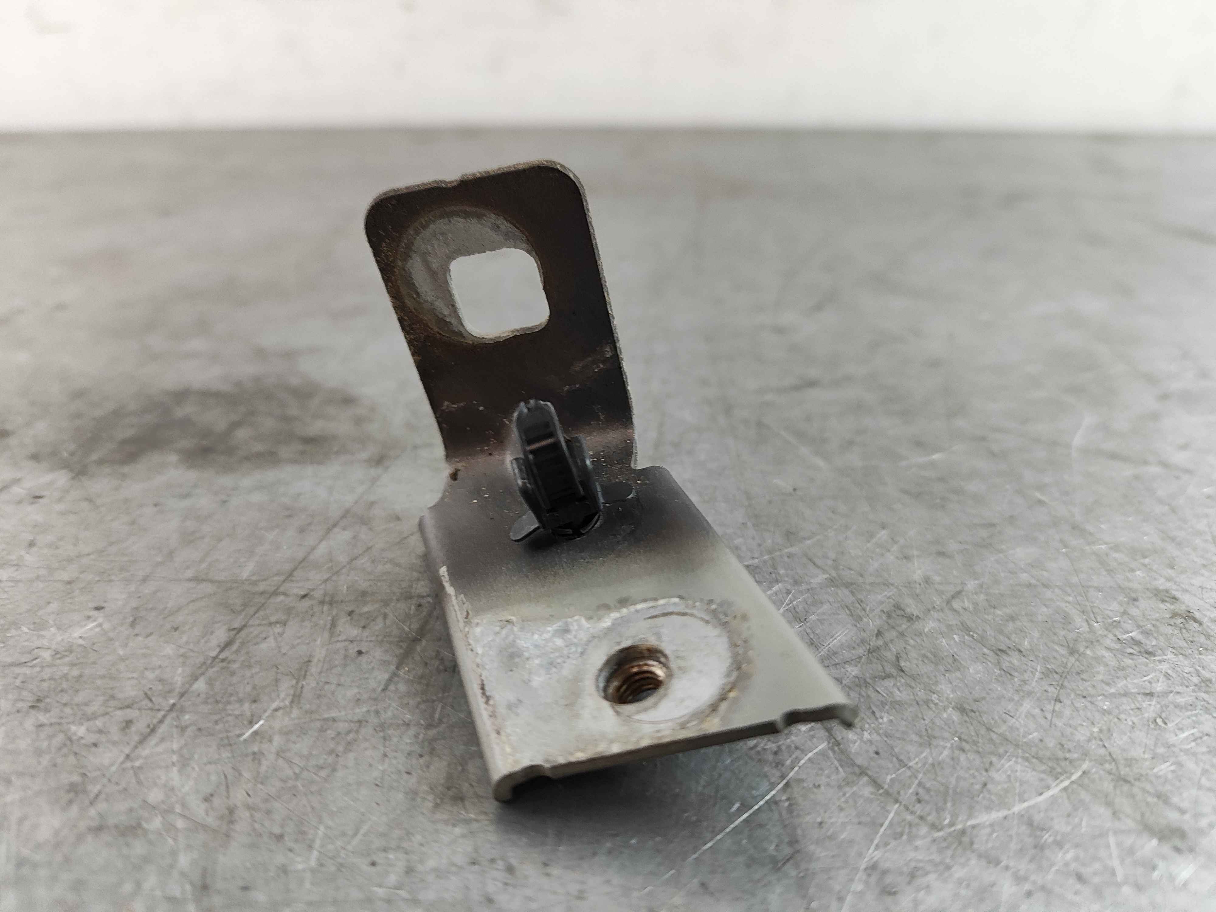 Bracket - Fender Mounting