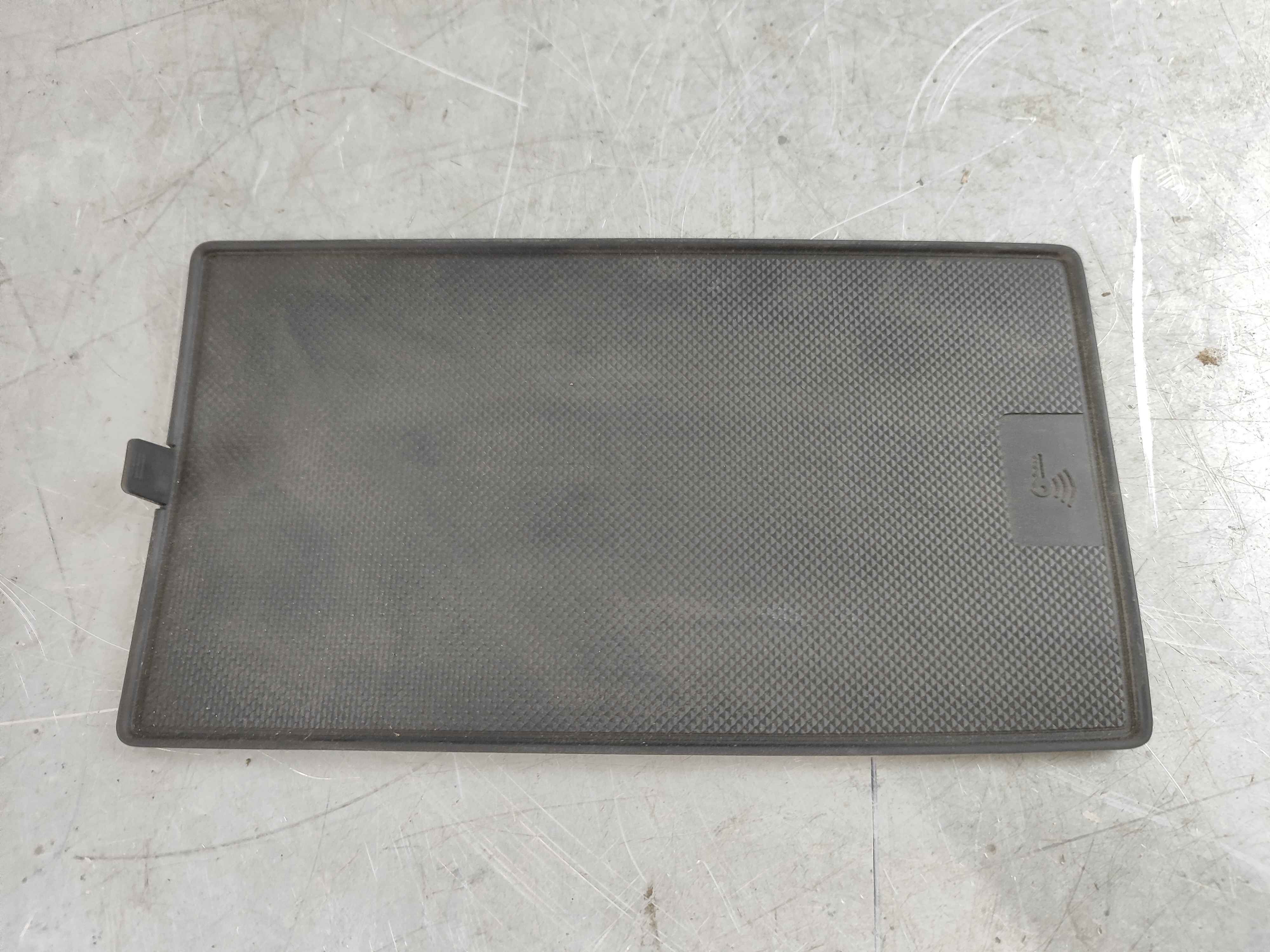 Insert for stowage compartment