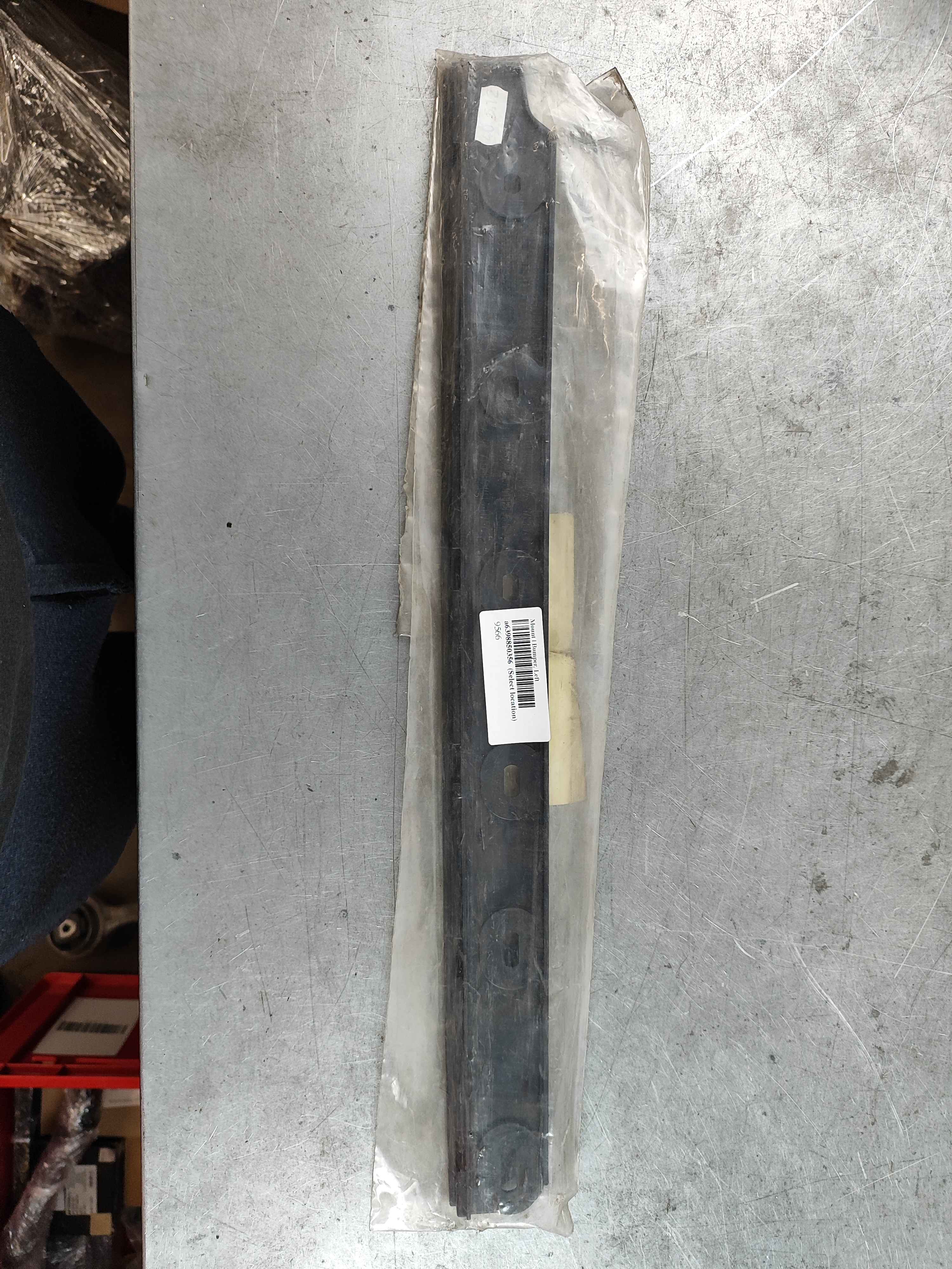 Mount | Bumper, Left