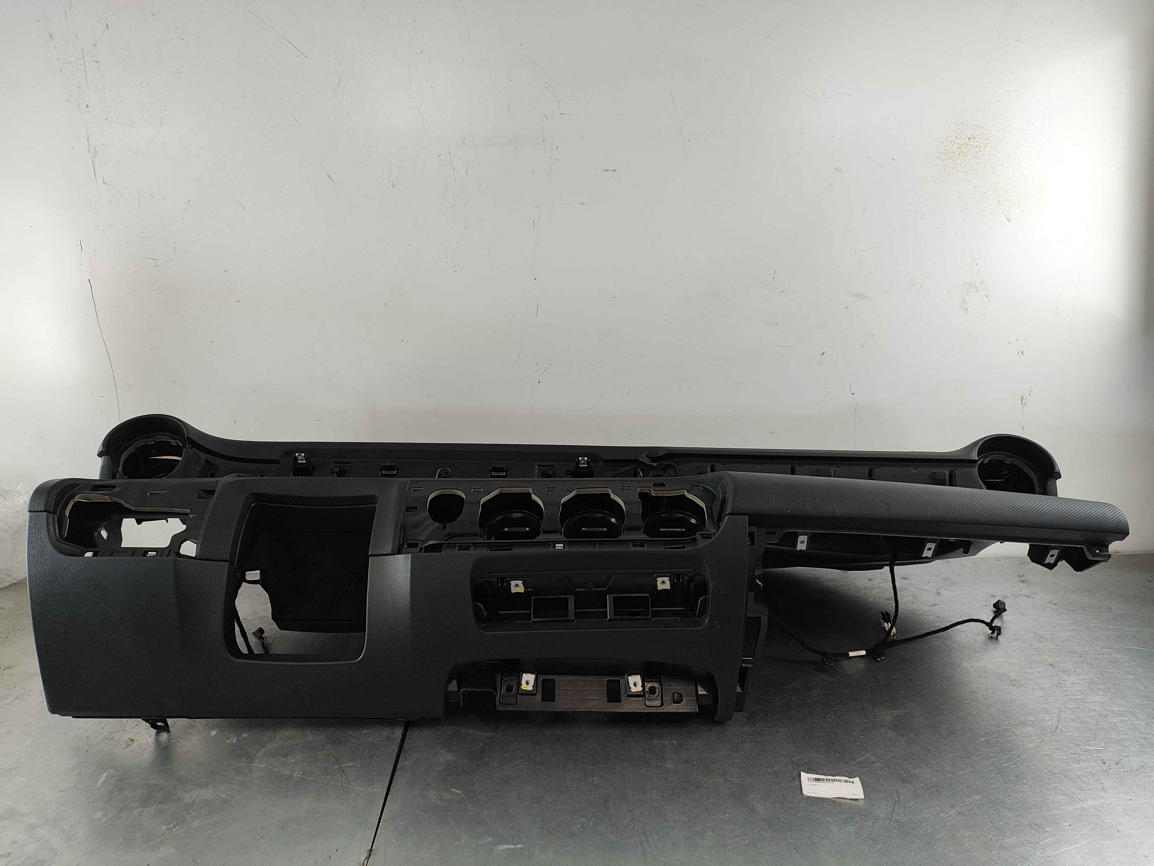 Mercedes-Benz A17768063023D16