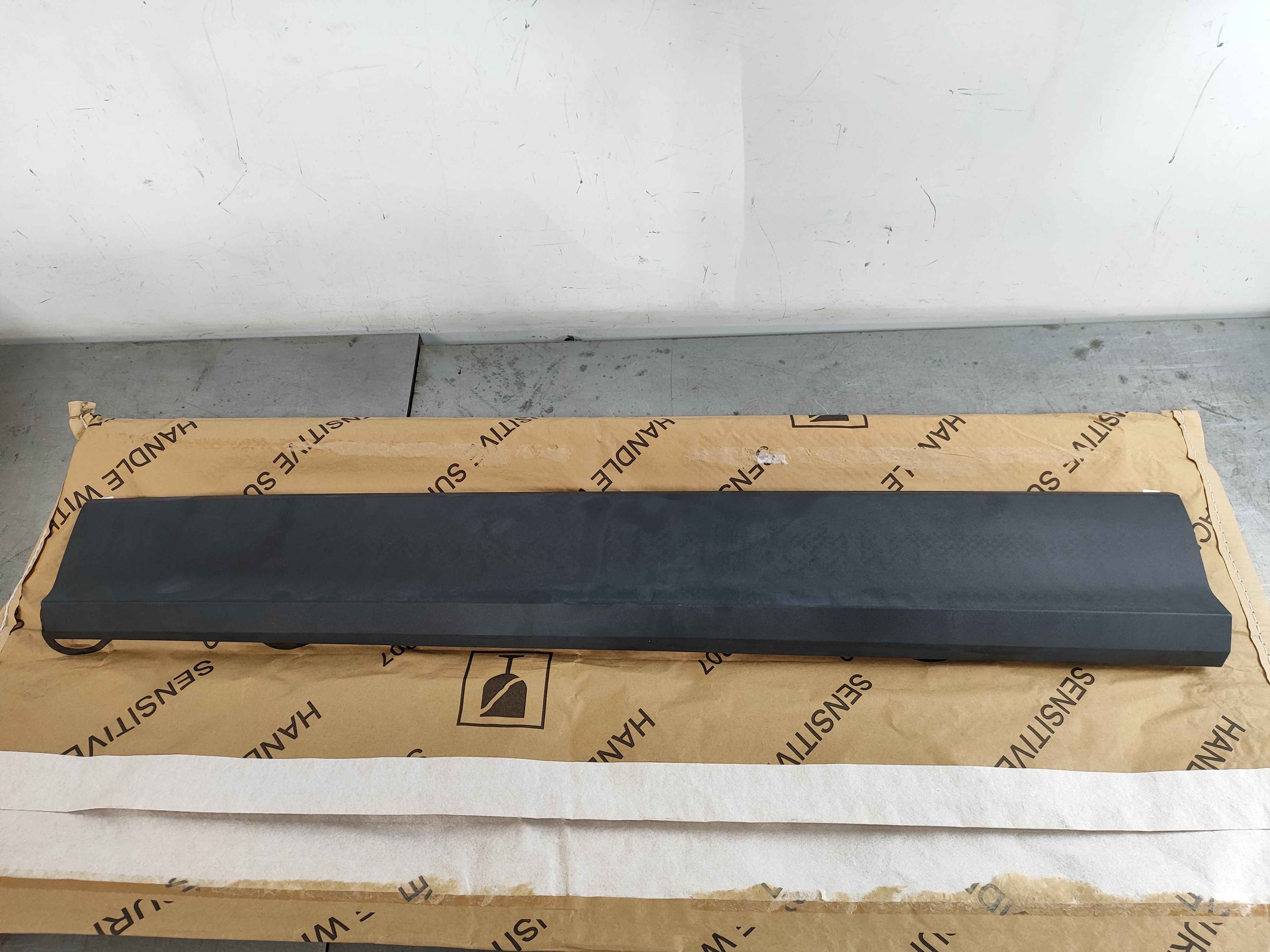 Cover for door anthracite Audi Q2 81