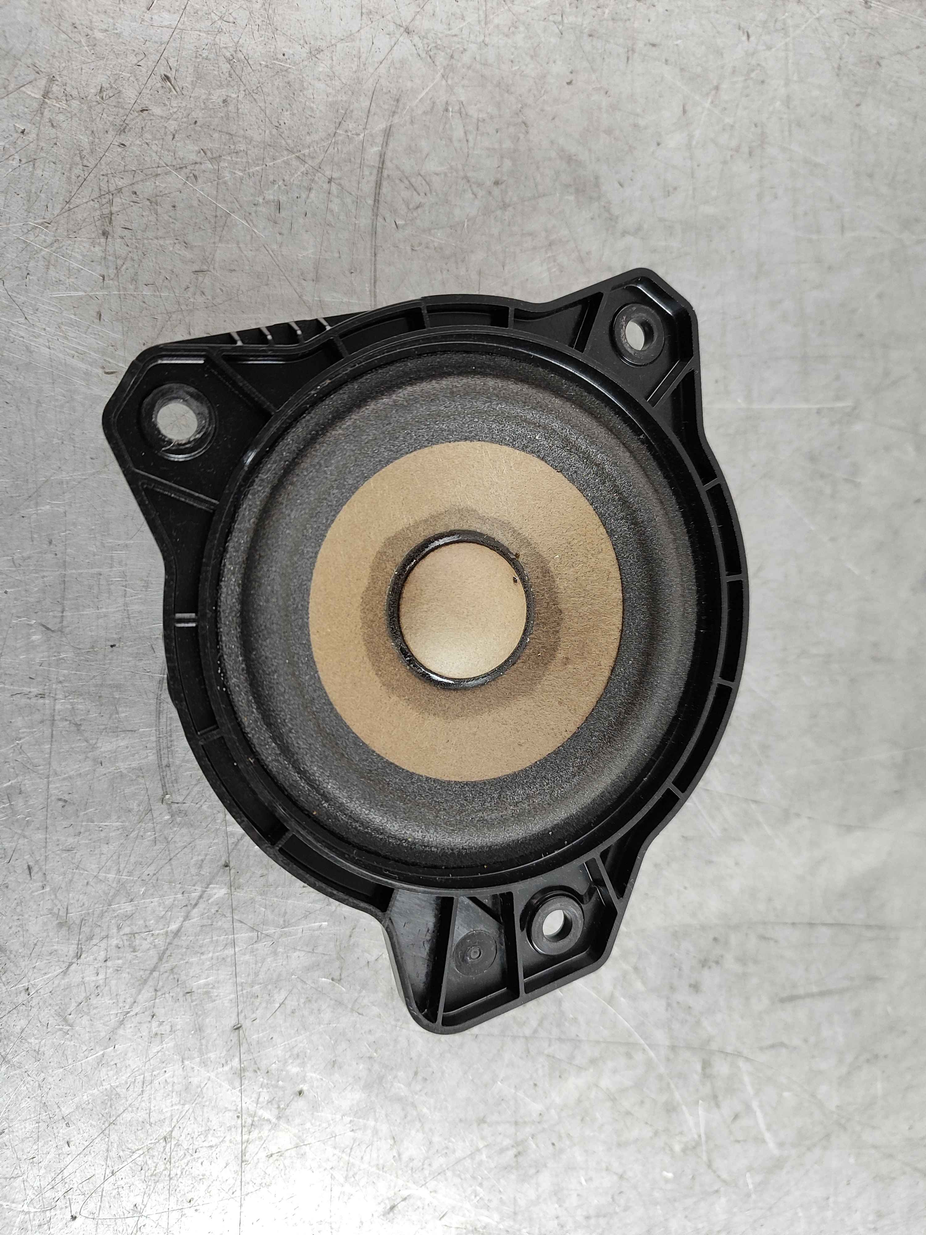 Loudspeaker, centre (XC40|Polestar 2|C40)