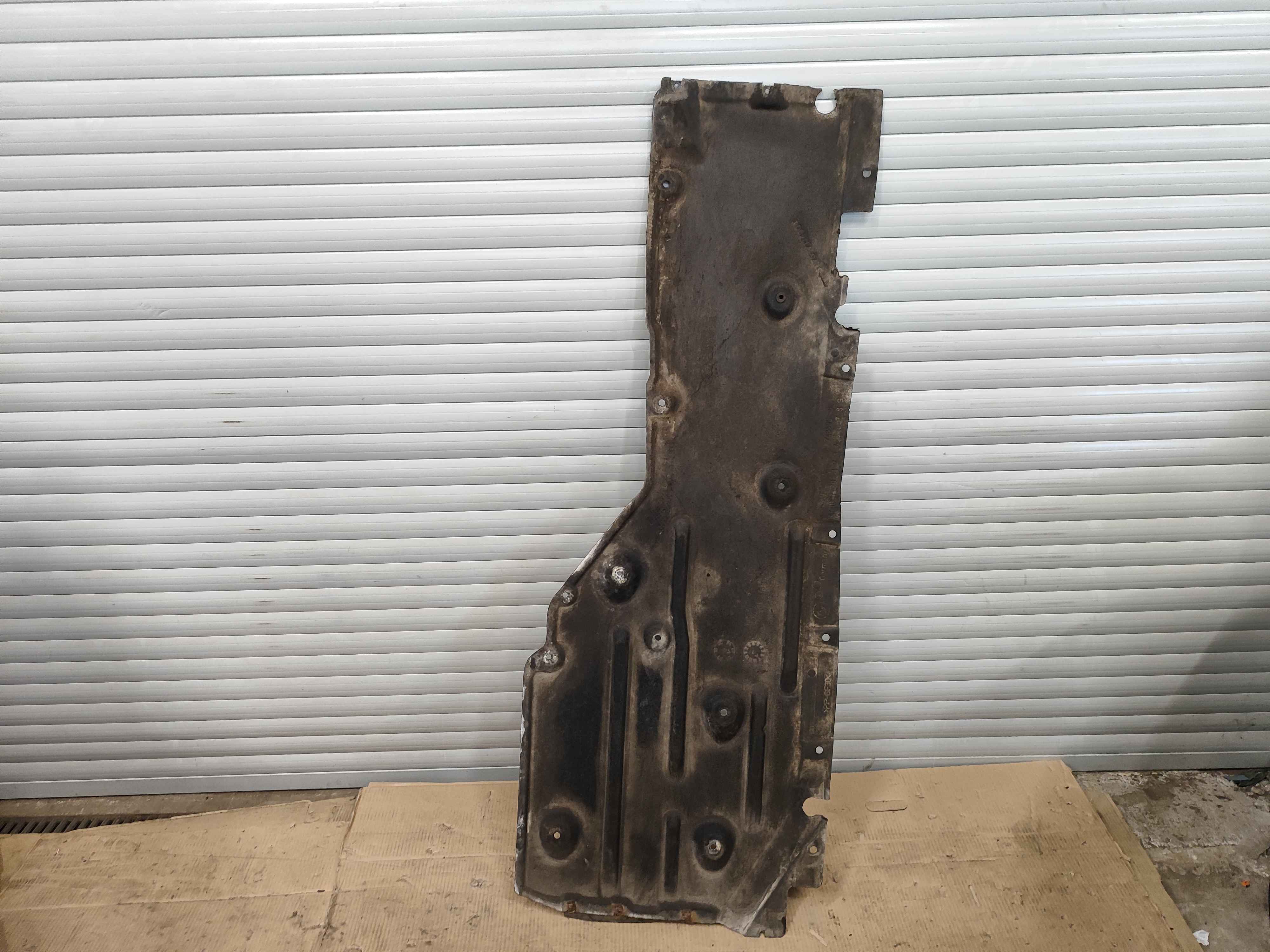 Underside panelling, right BMW