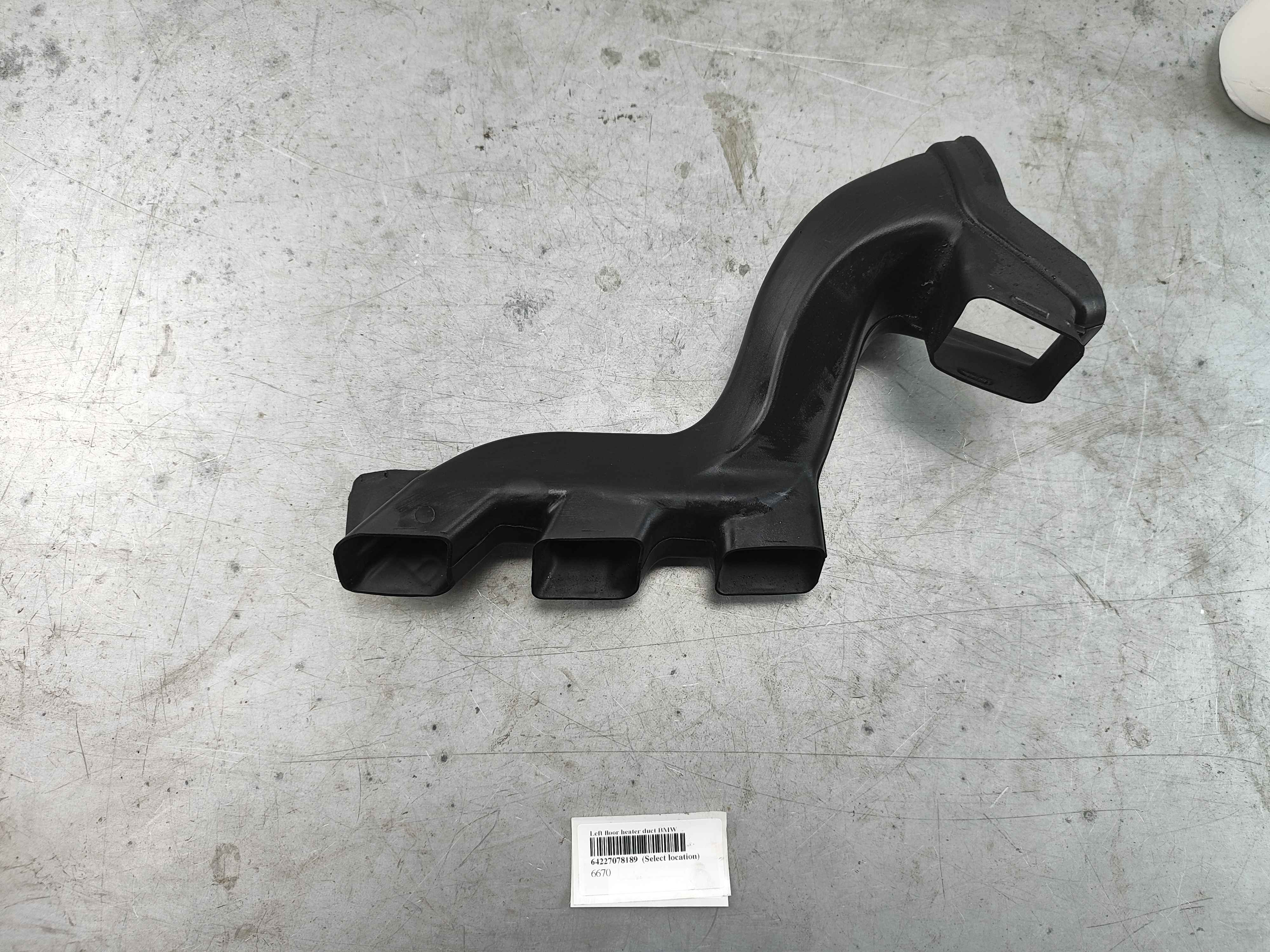Left floor heater duct BMW