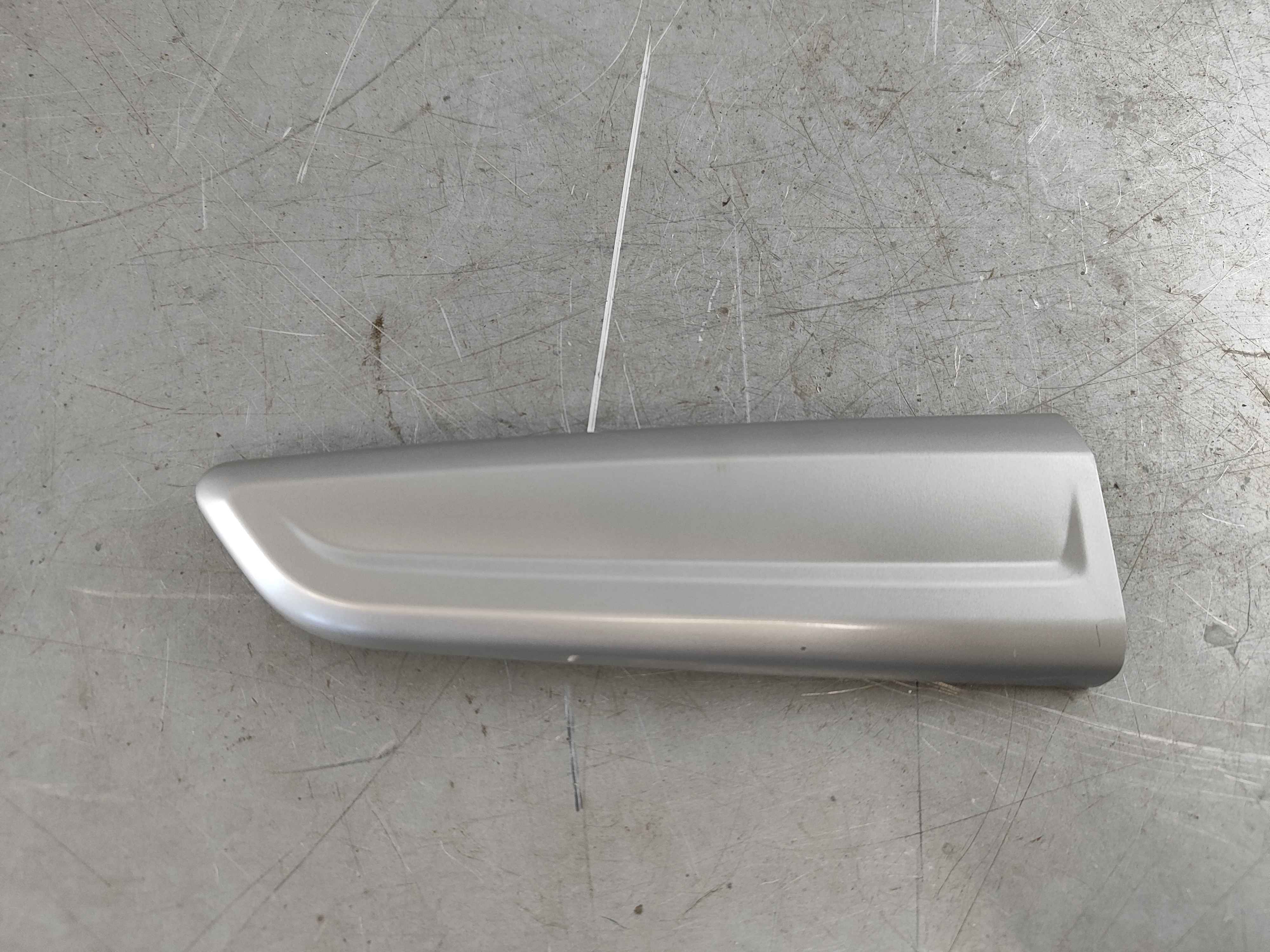 Trim for pull handle silver grey Audi Q2 81