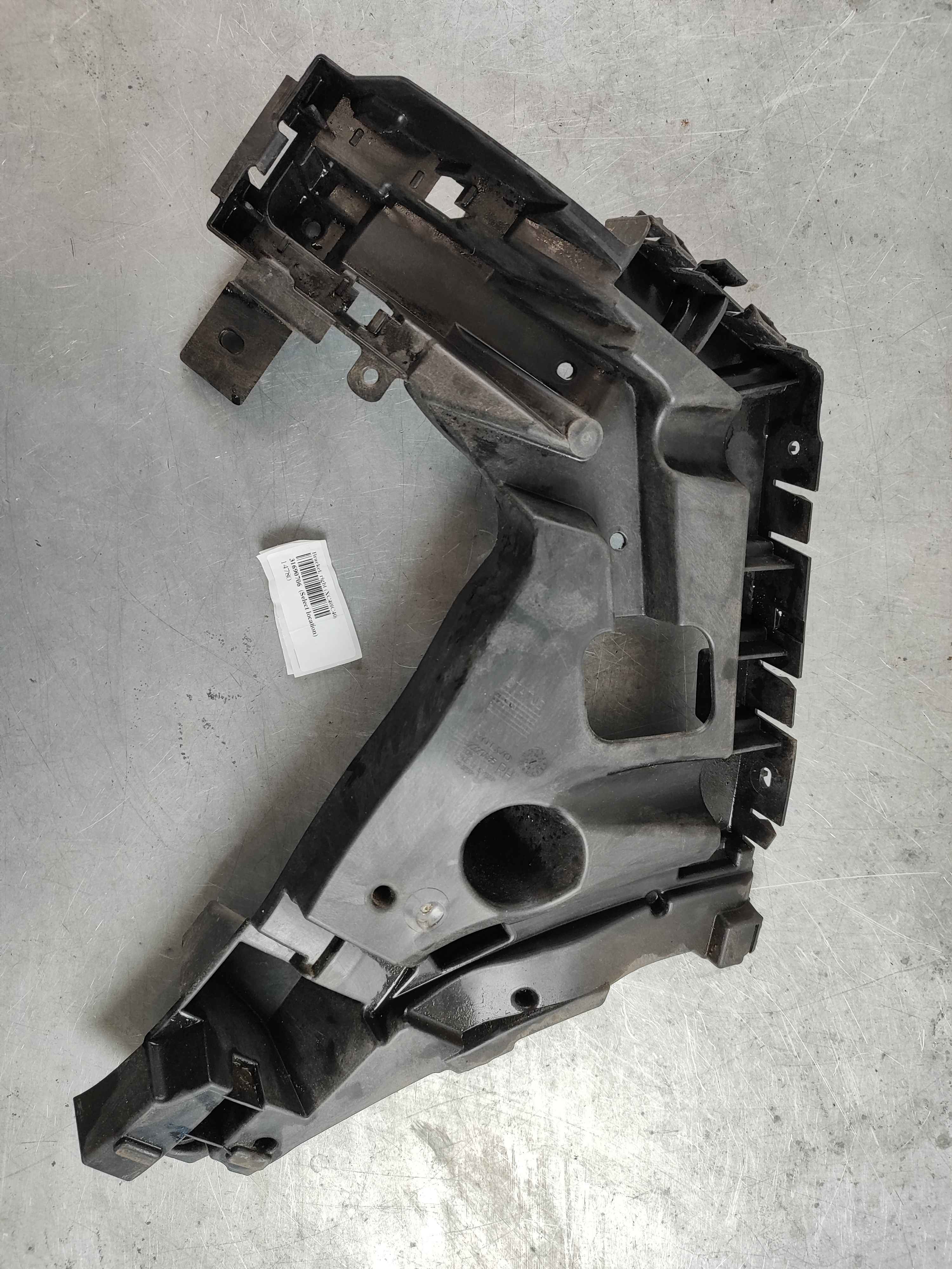 Bracket, right (XC40|C40)