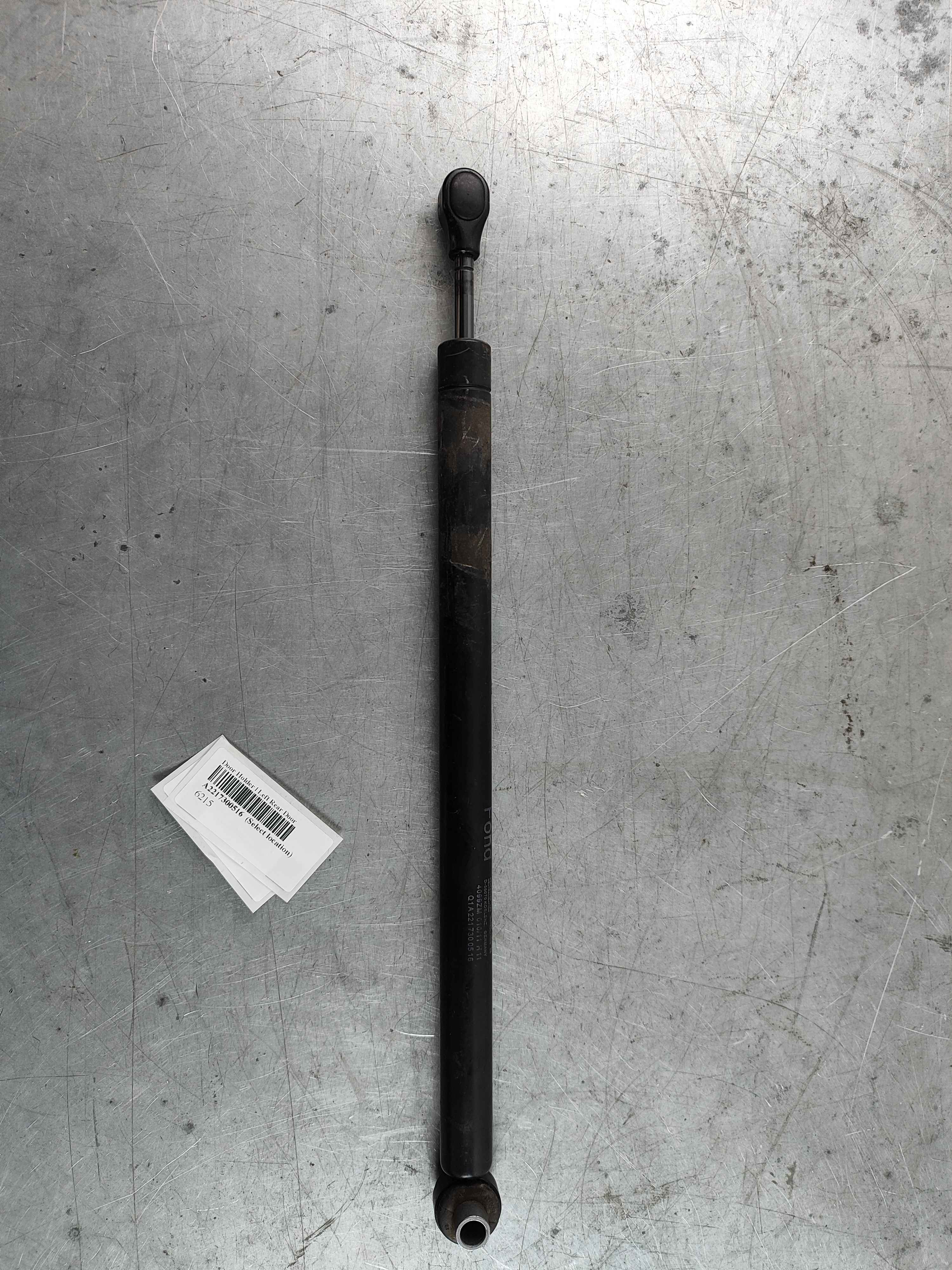 Door Holder | Left Rear Door