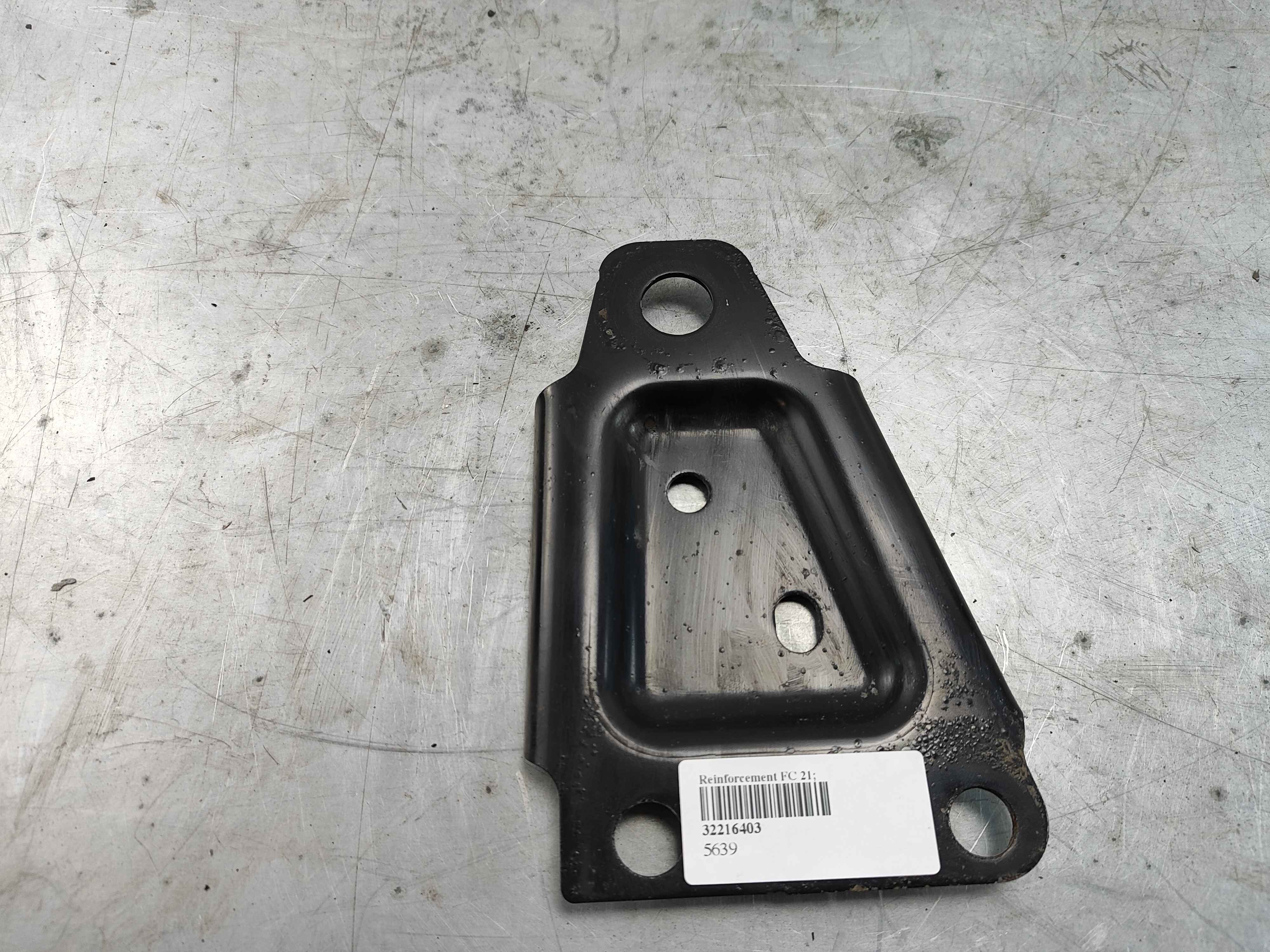 Reinforcement FC 21; CH -511603 FC 25; CH -511603 FC 36; CH -514153 subframe right