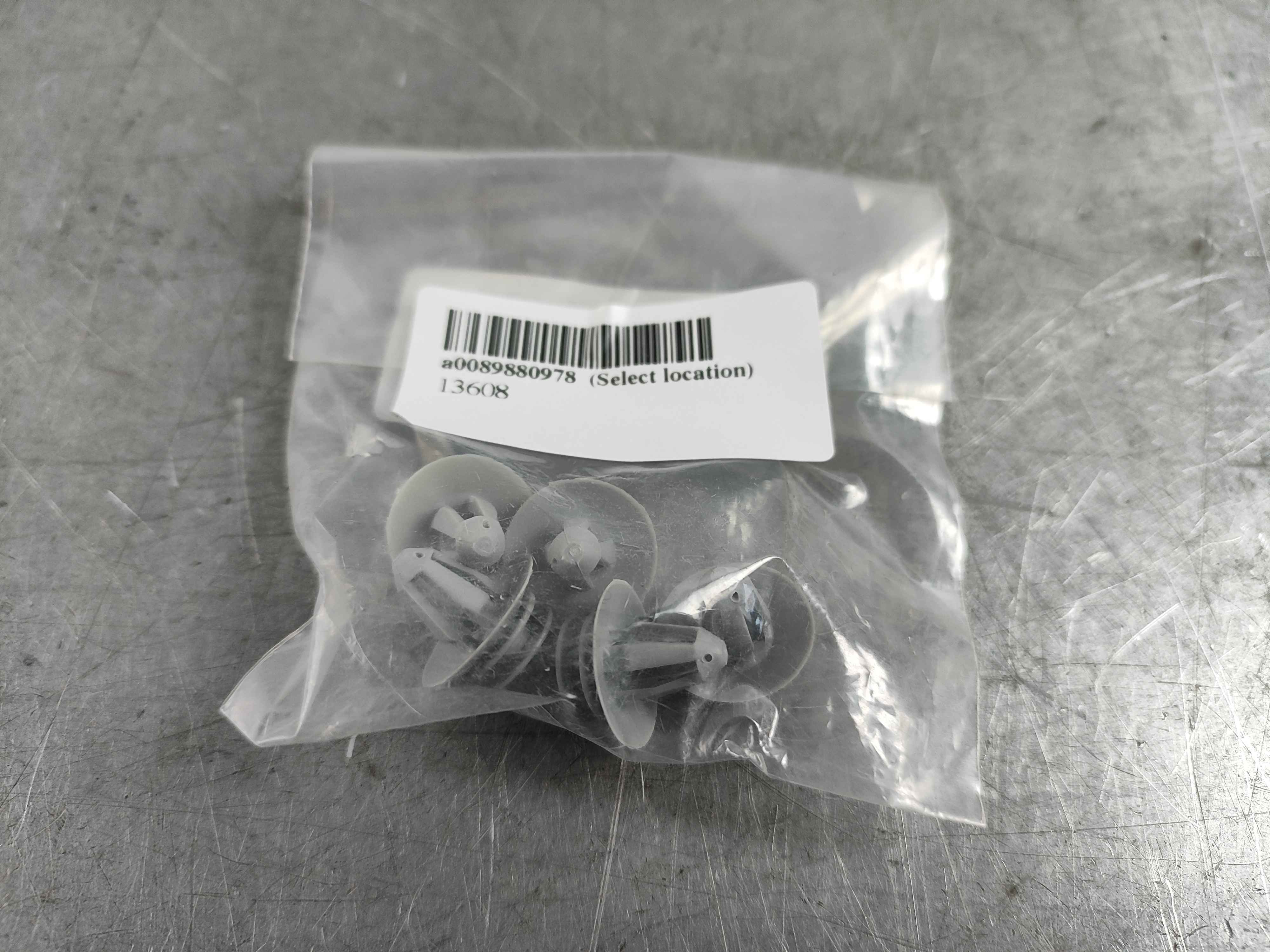 Mercedes-Benz a0089880978