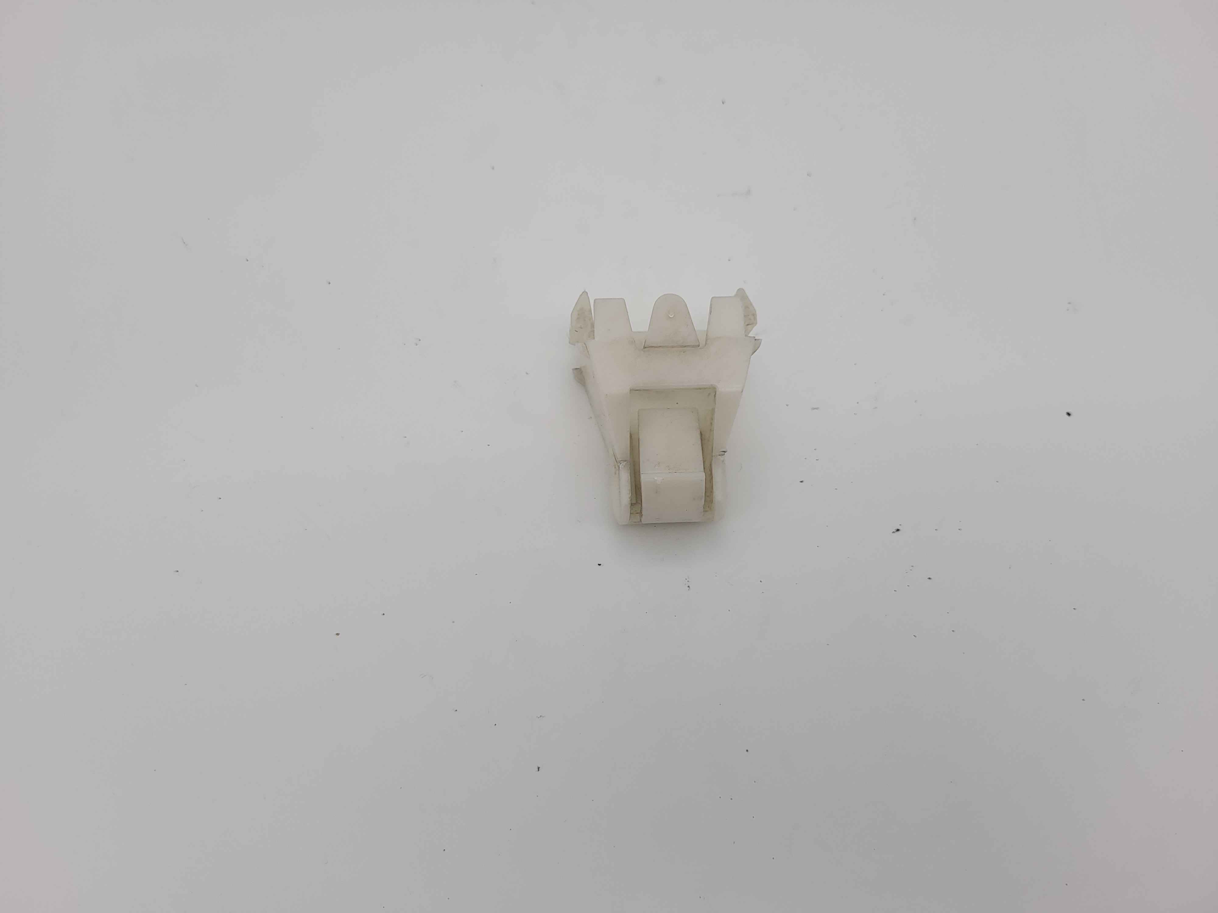 Clip white BMW