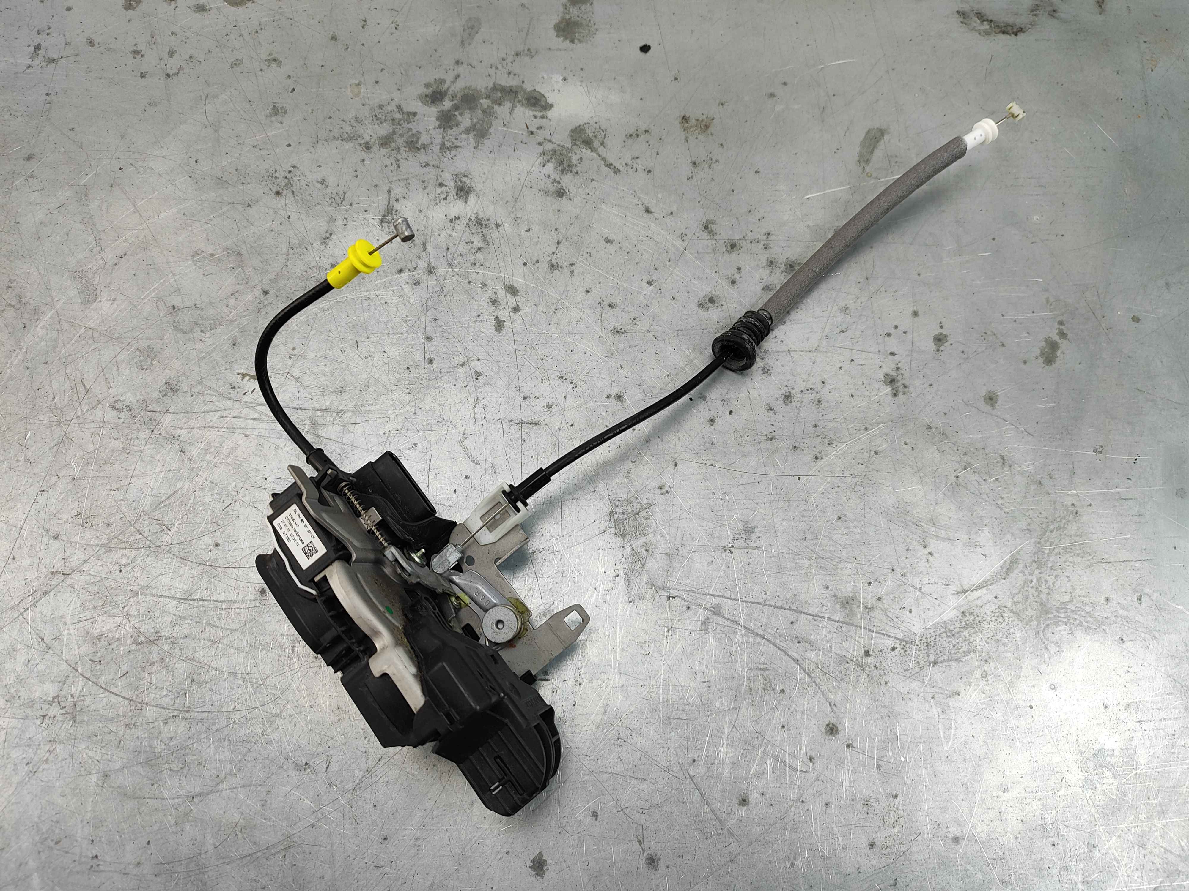 Kit right Variant code: LT01 and L202 and L301