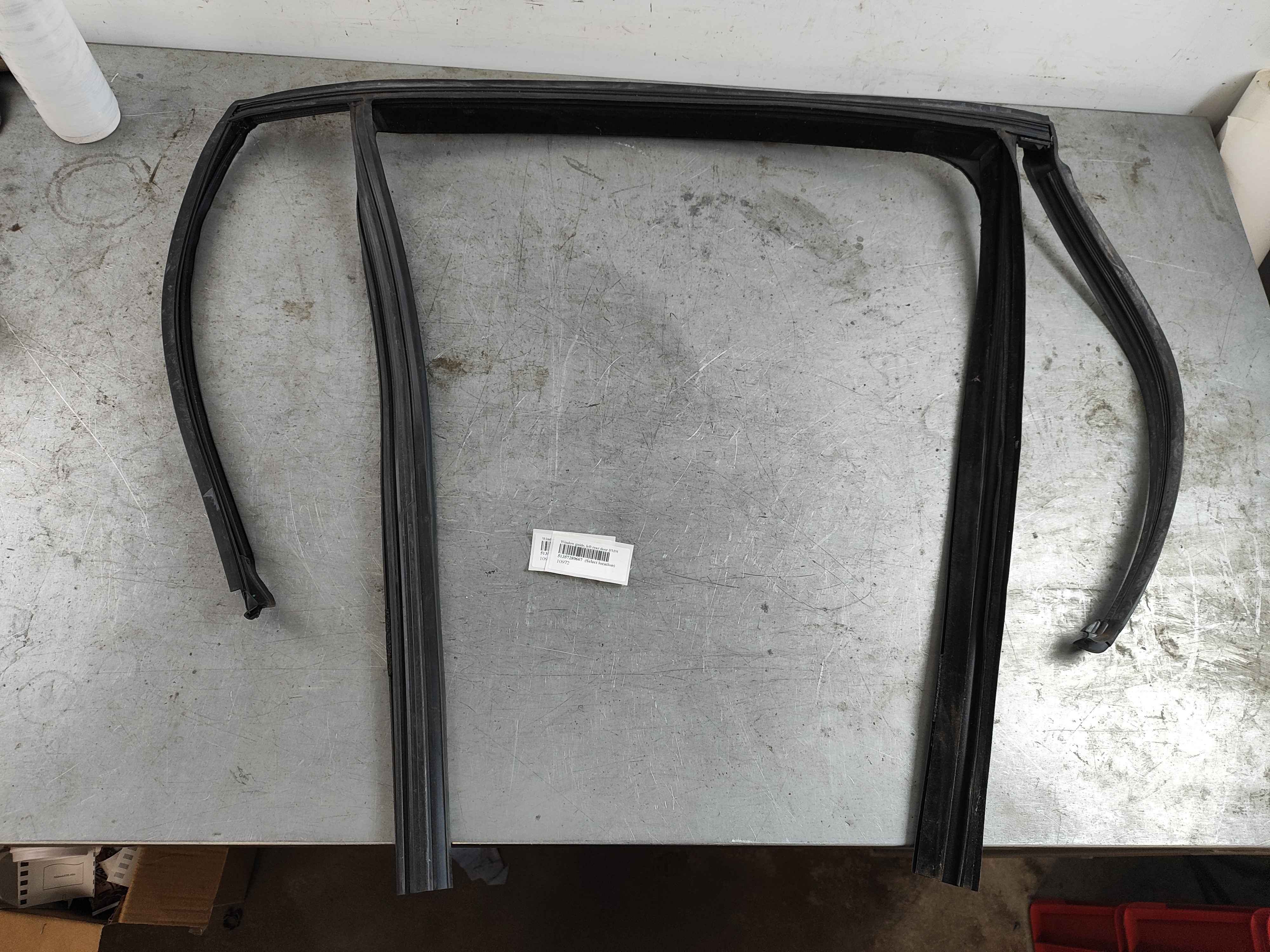 Window guide, left rear door BMW