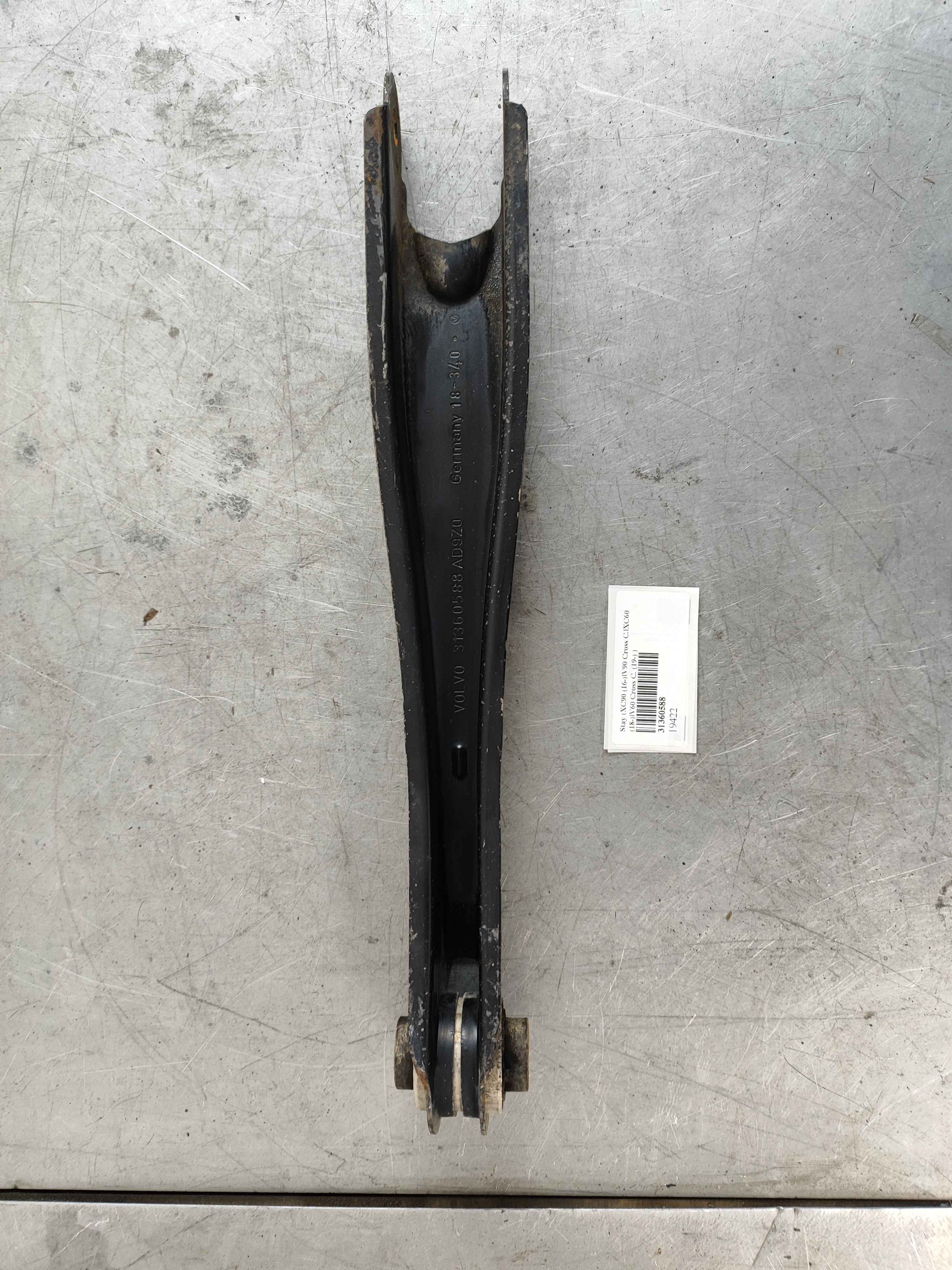 Stay (XC90 (16-)|V90 Cross C.|XC60 (18-)|V60 Cross C. (19-) )