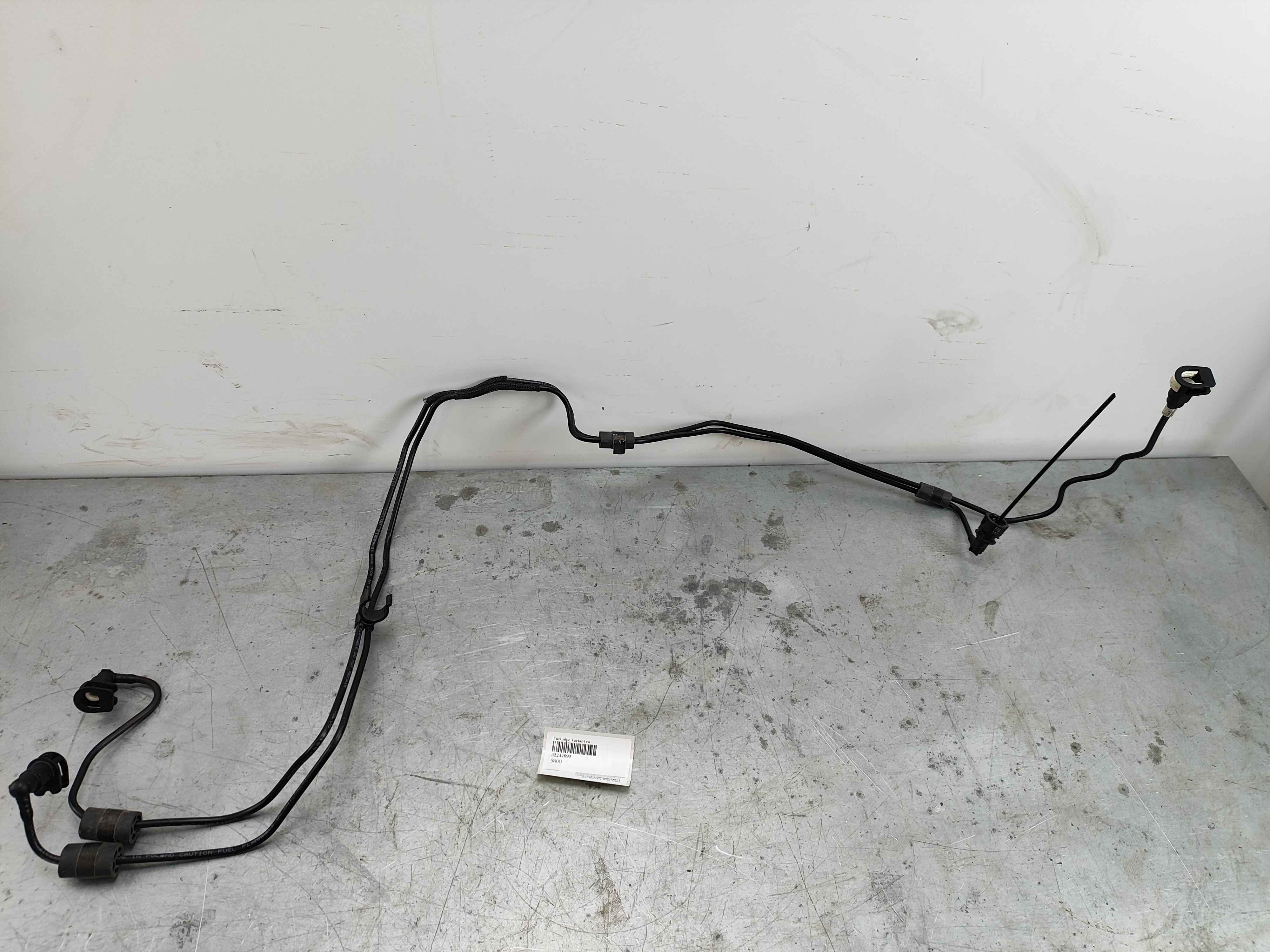 Fuel pipe Variant code: CD03 and G601