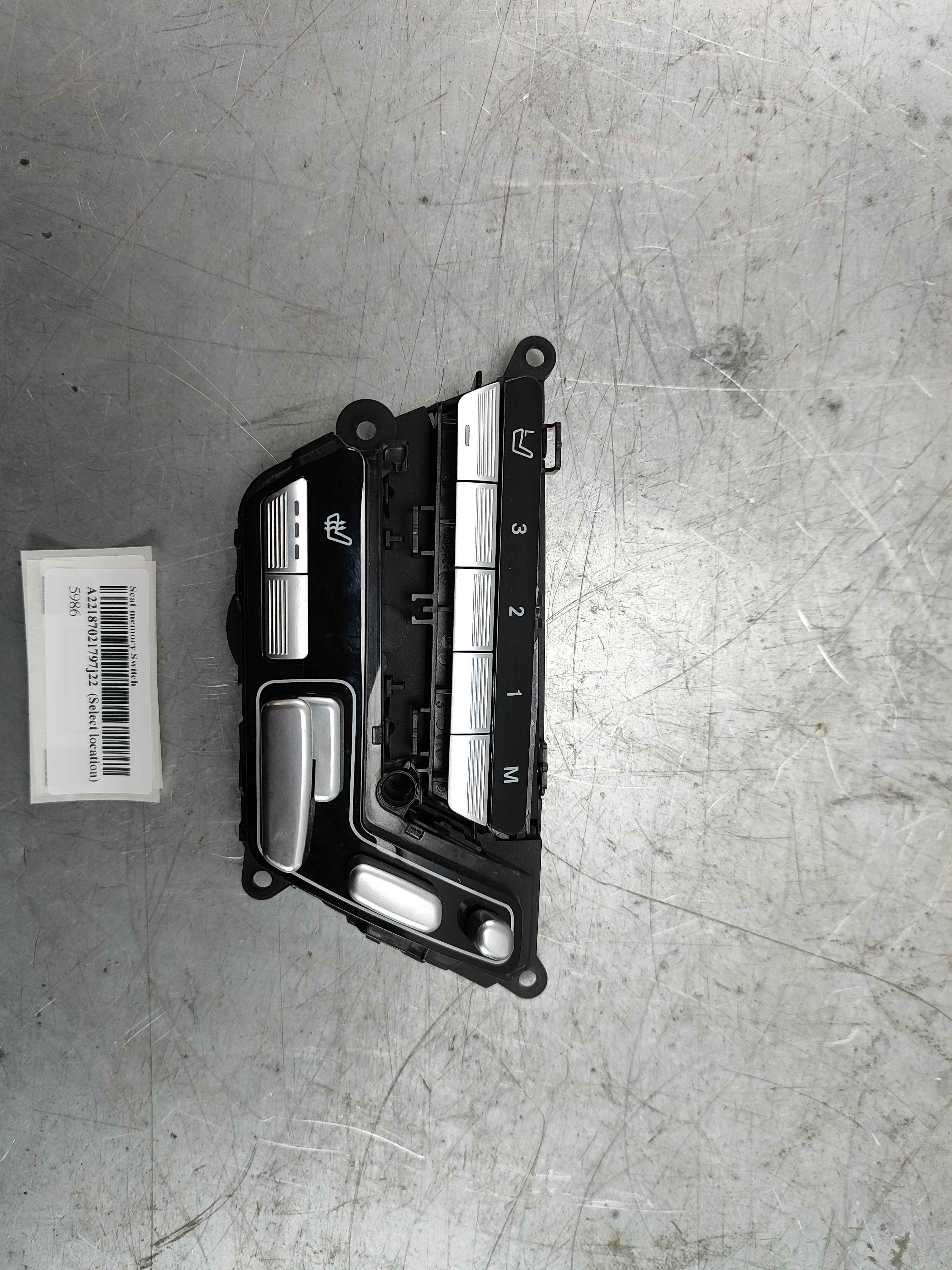 Seat memory Switch