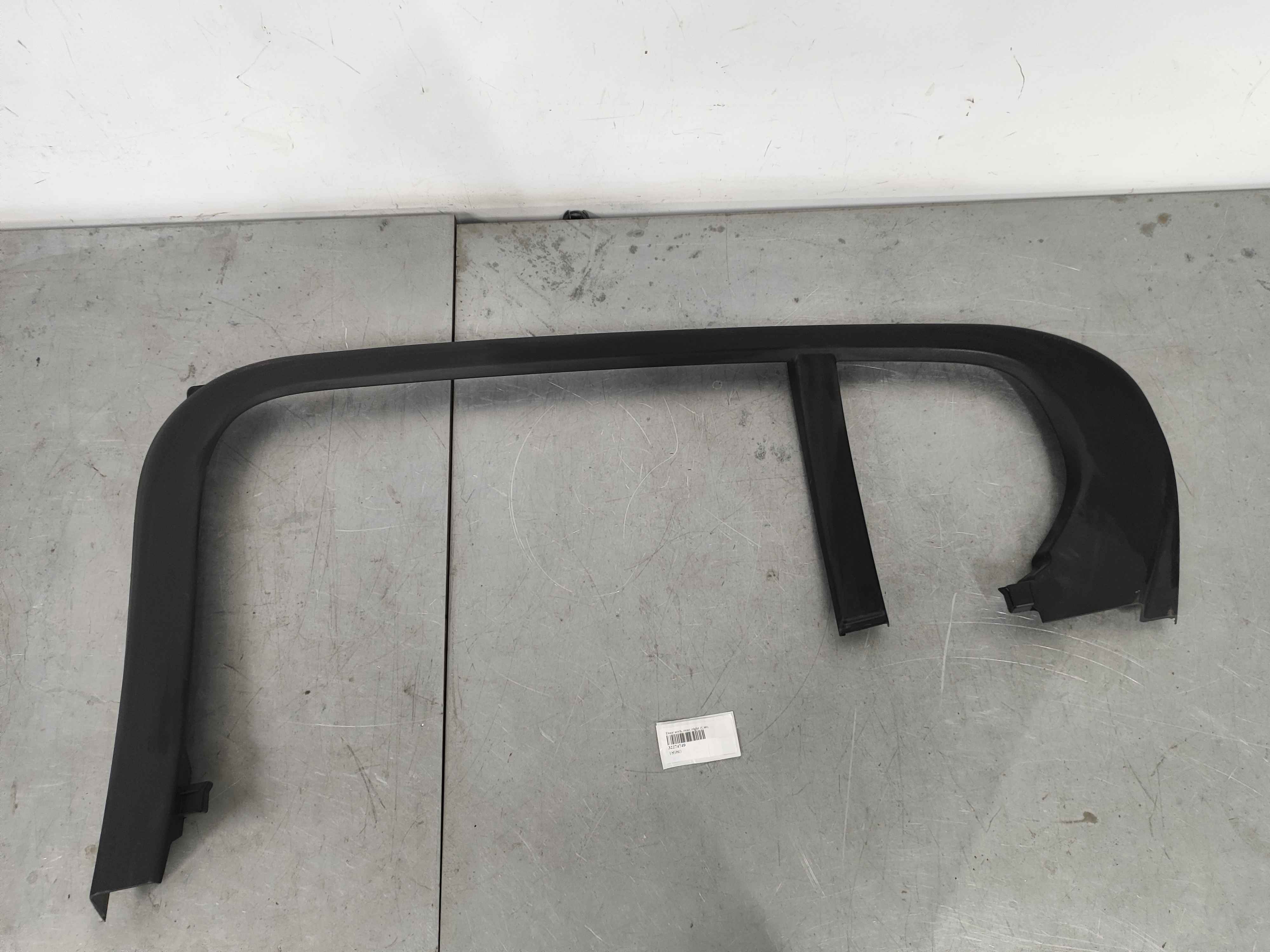 Door arch, rear, right (C40)