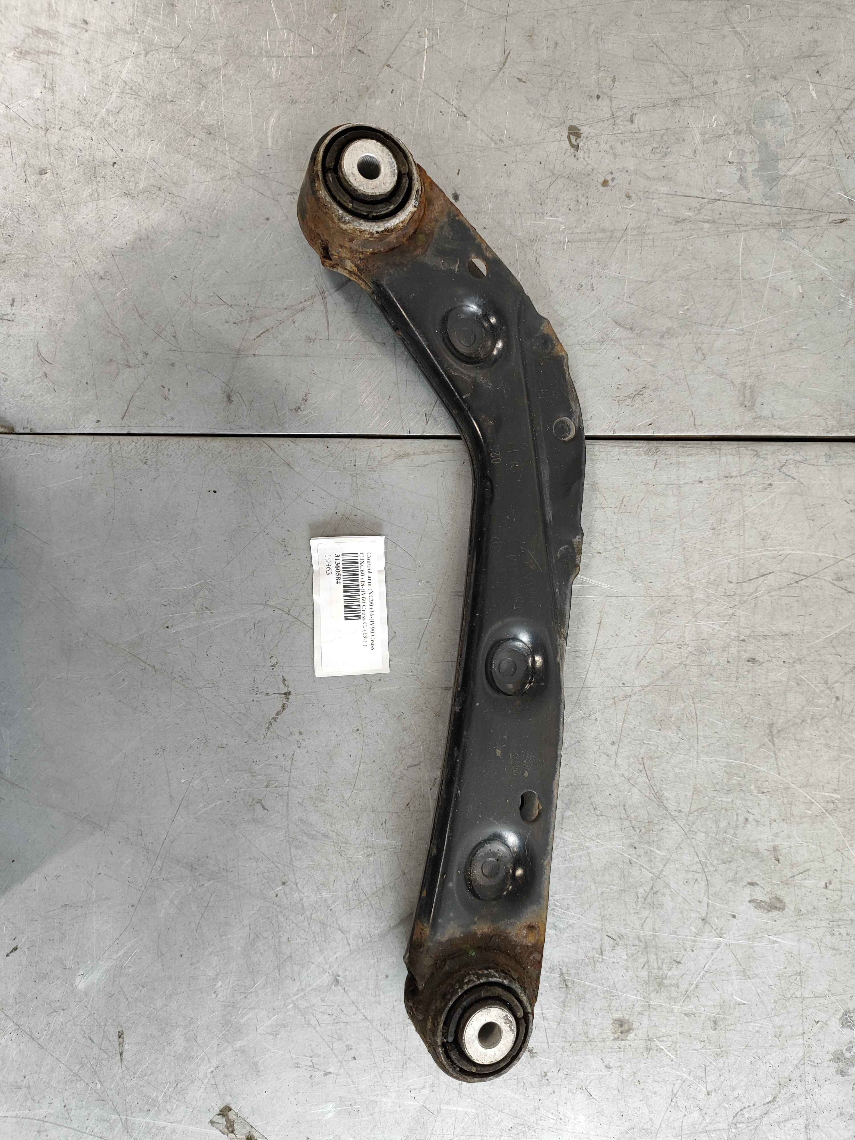 Control arm (XC90 (16-)|V90 Cross C.|XC60 (18-)|V60 Cross C. (19-) )