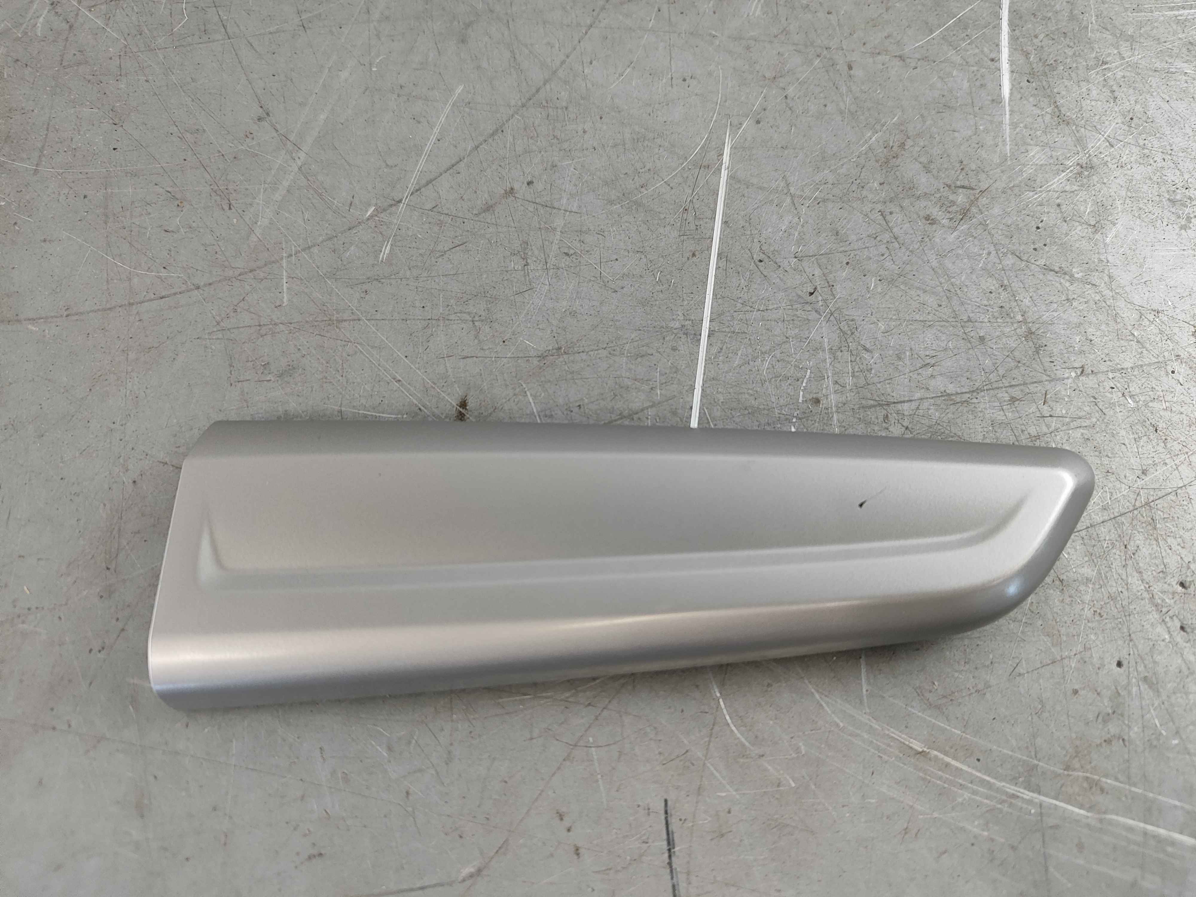 Trim for pull handle silver grey Audi Q2 81