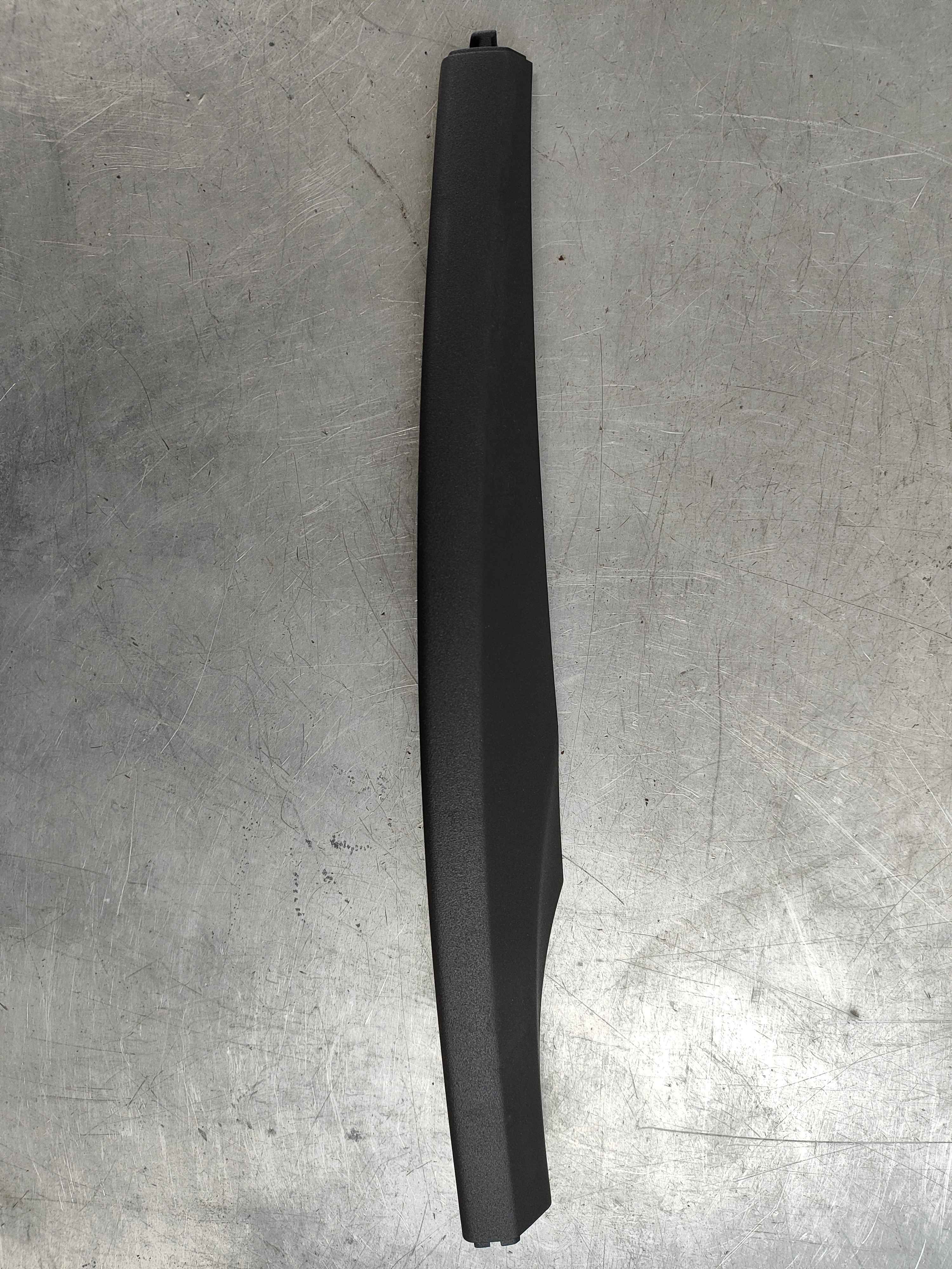Cover, right, front (XC70 (08-))