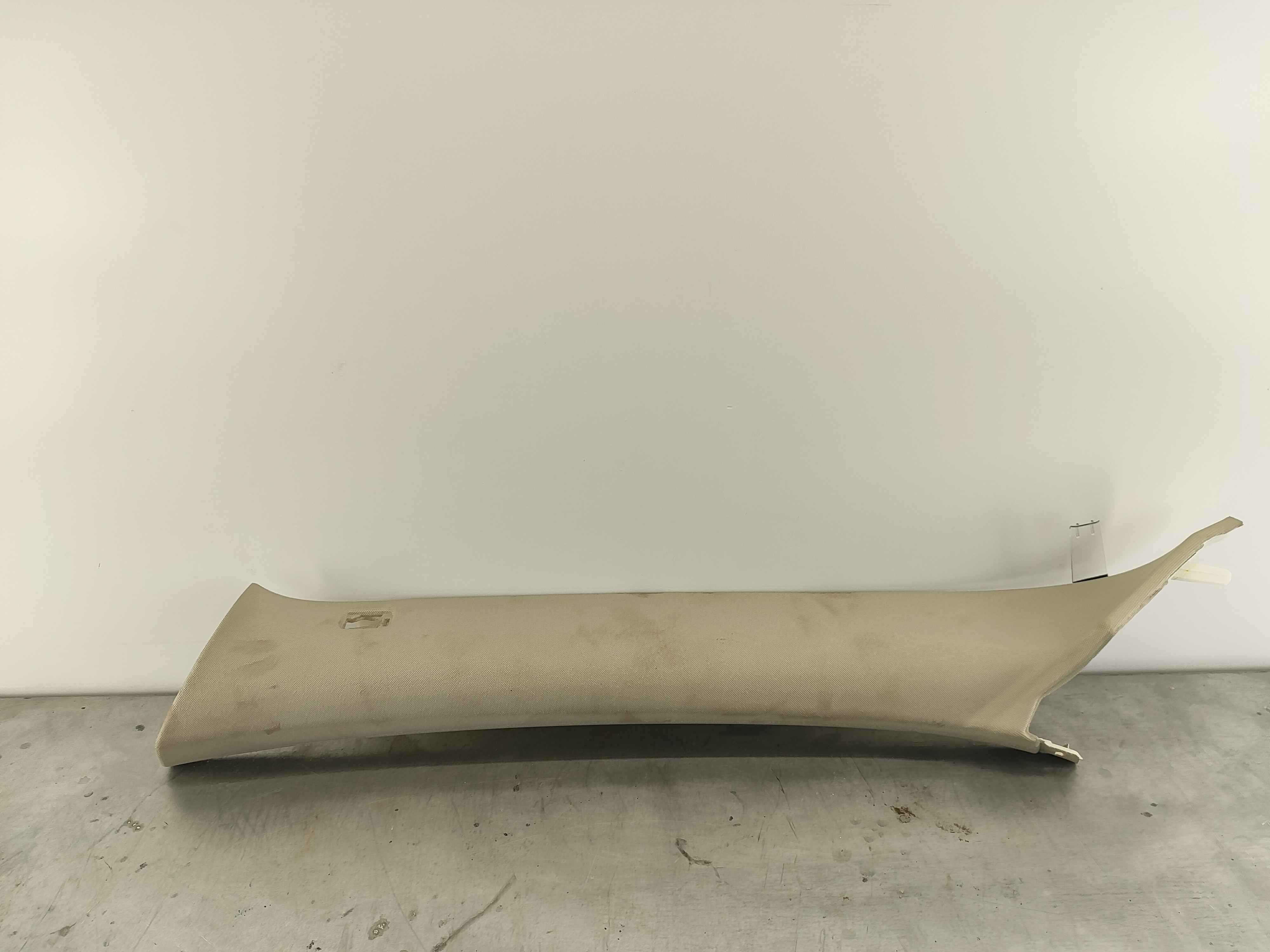 Panel left Variant code: FH02 upper A-pillar blonde