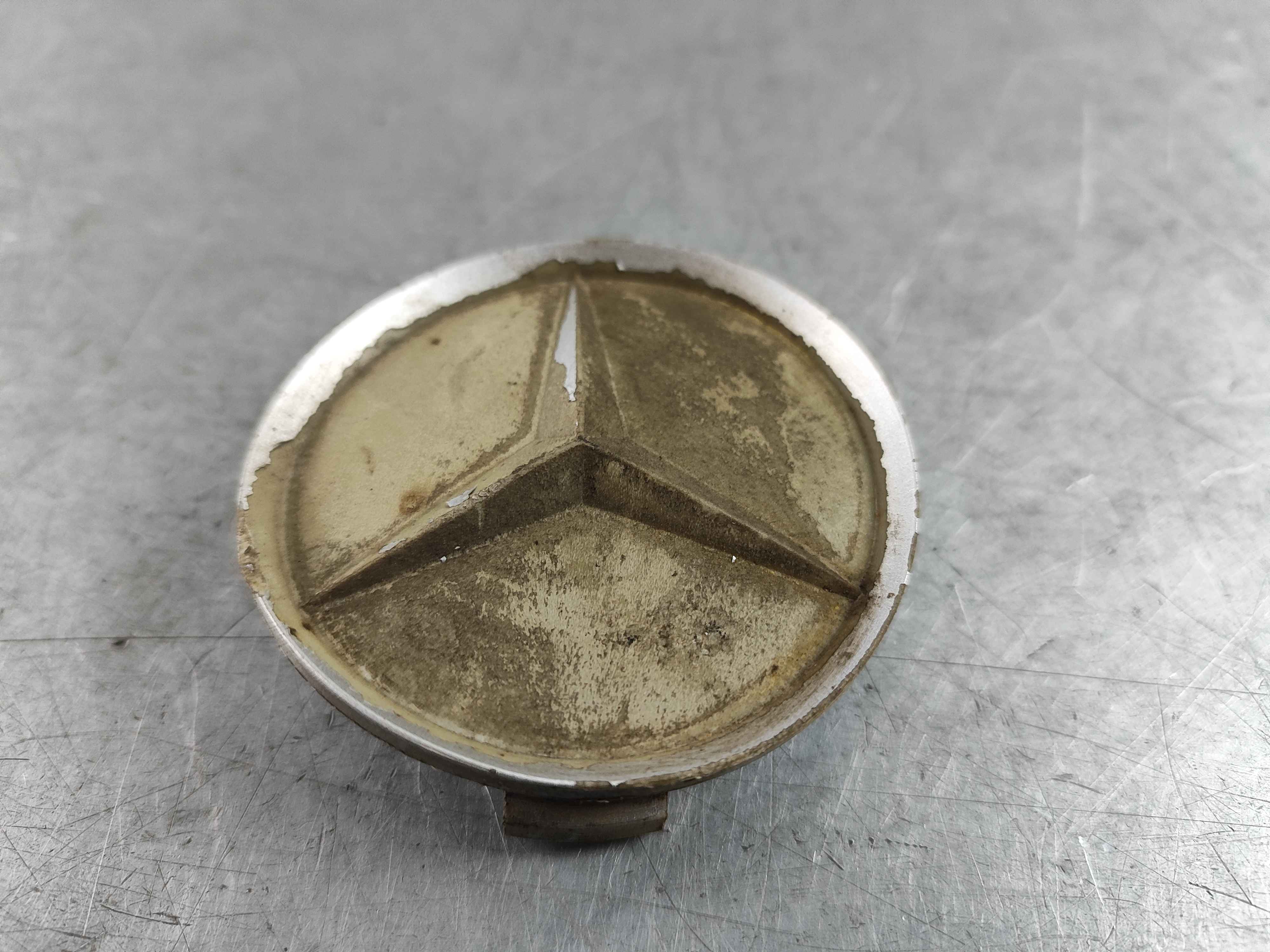 Mercedes-Benz a2014010225