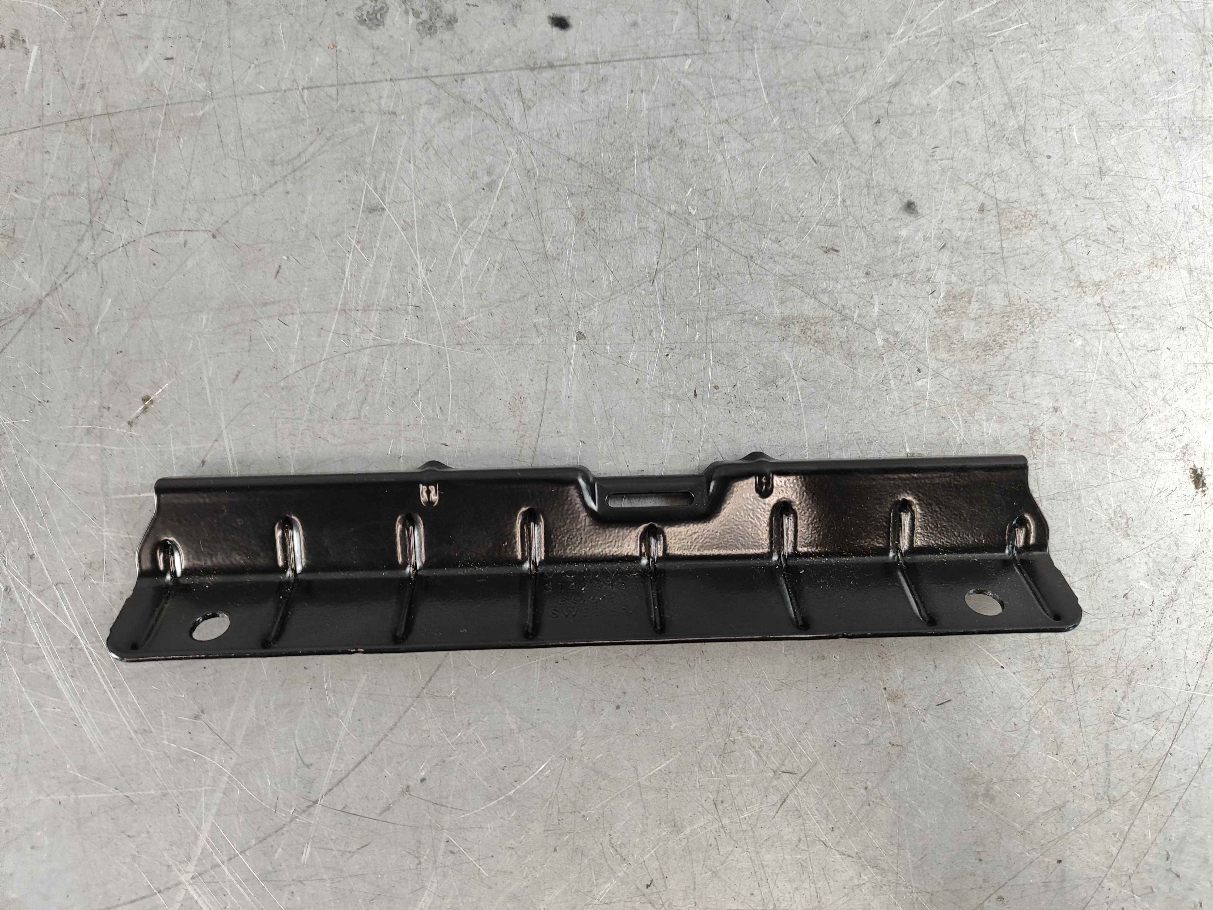 Clip (XC60 (18-))