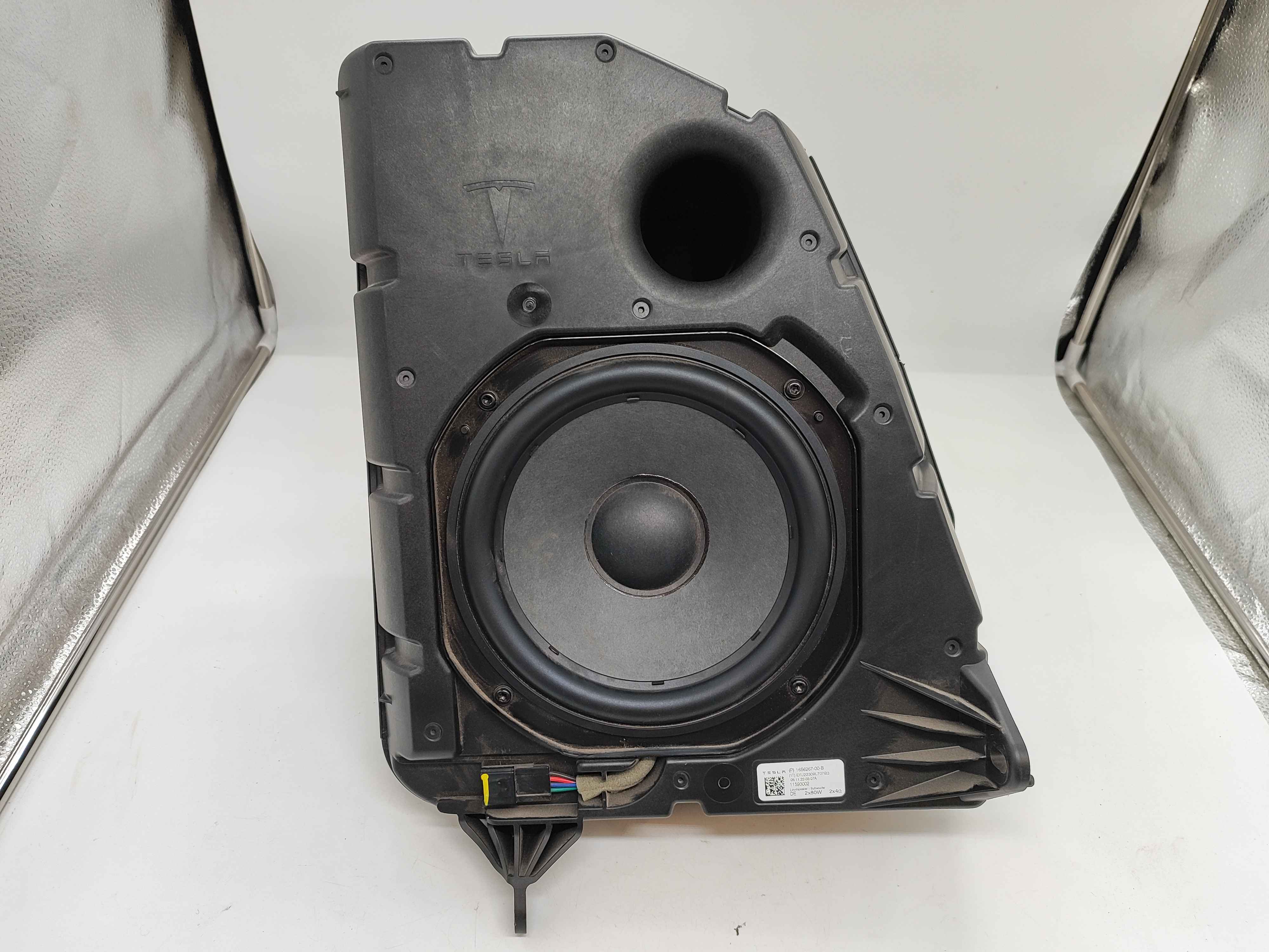 Tesla 165626700b
