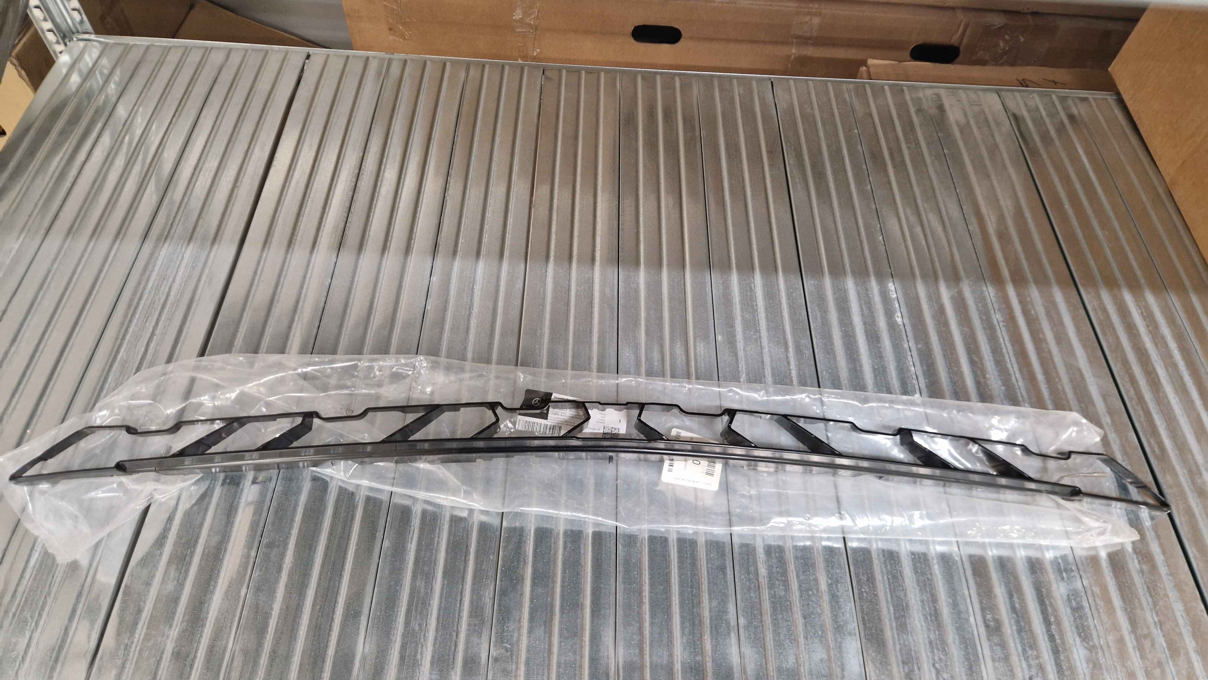 Mercedes-Benz A2238851500