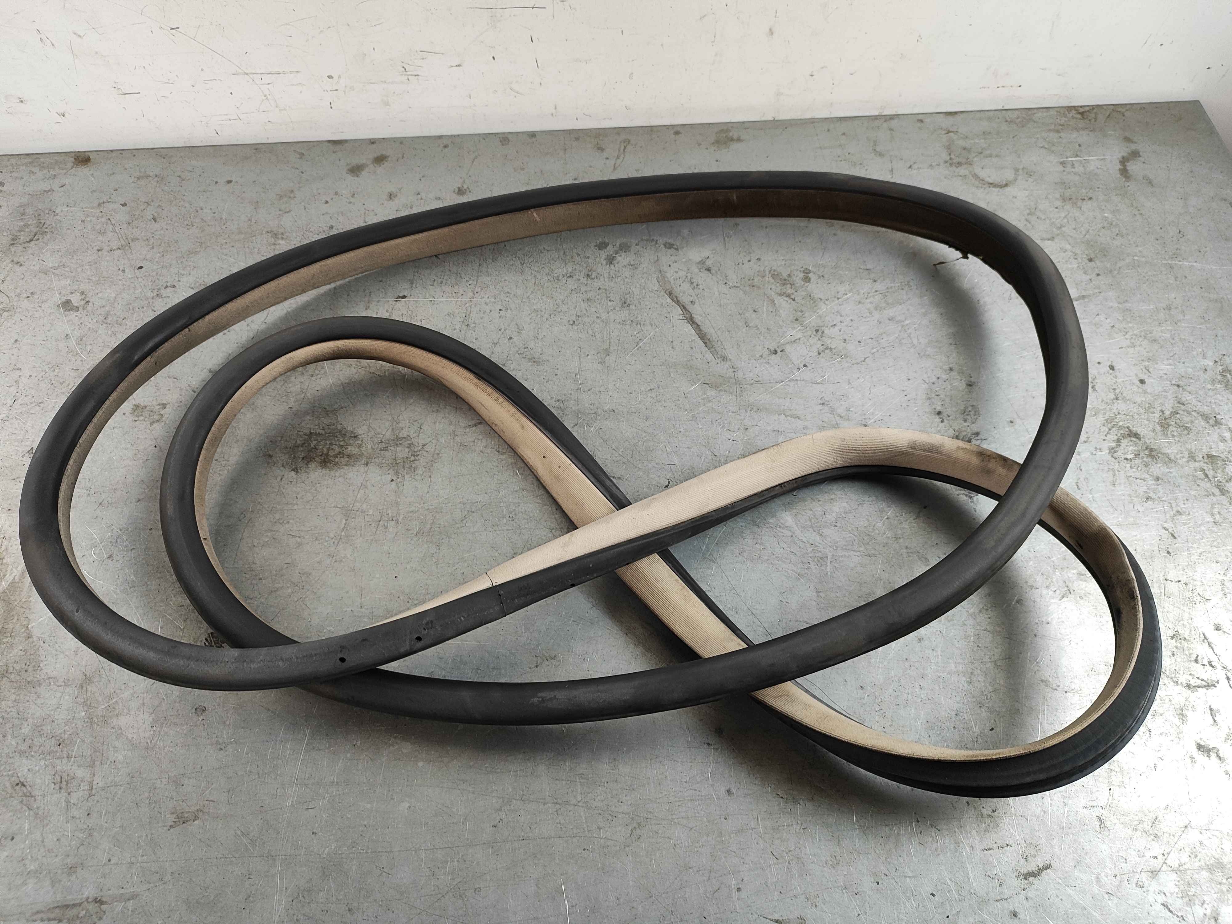 Mercedes-Benz a2226970151